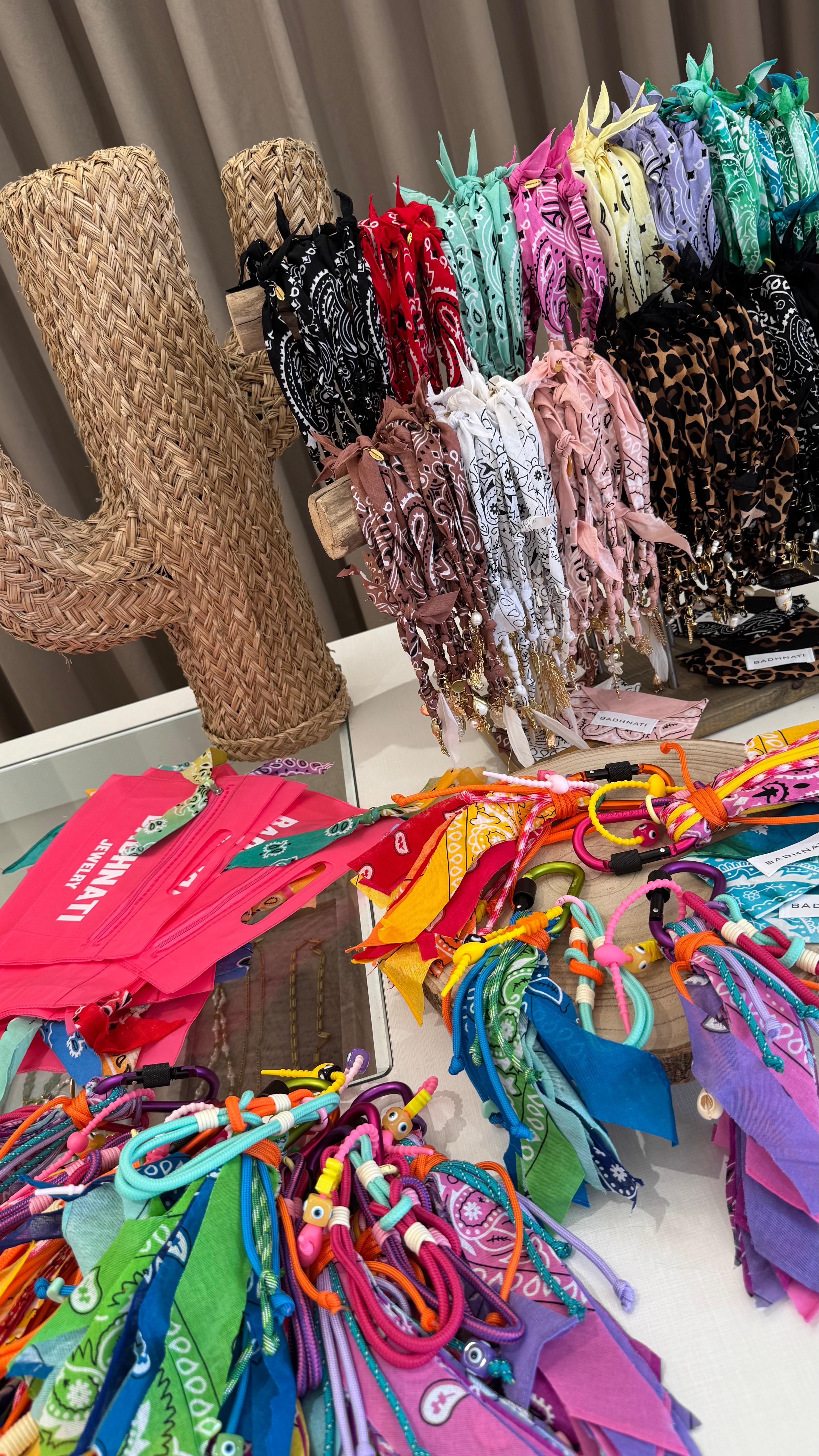 Badhnati: l’accessorio handmade che sta conquistando l’estate 2025