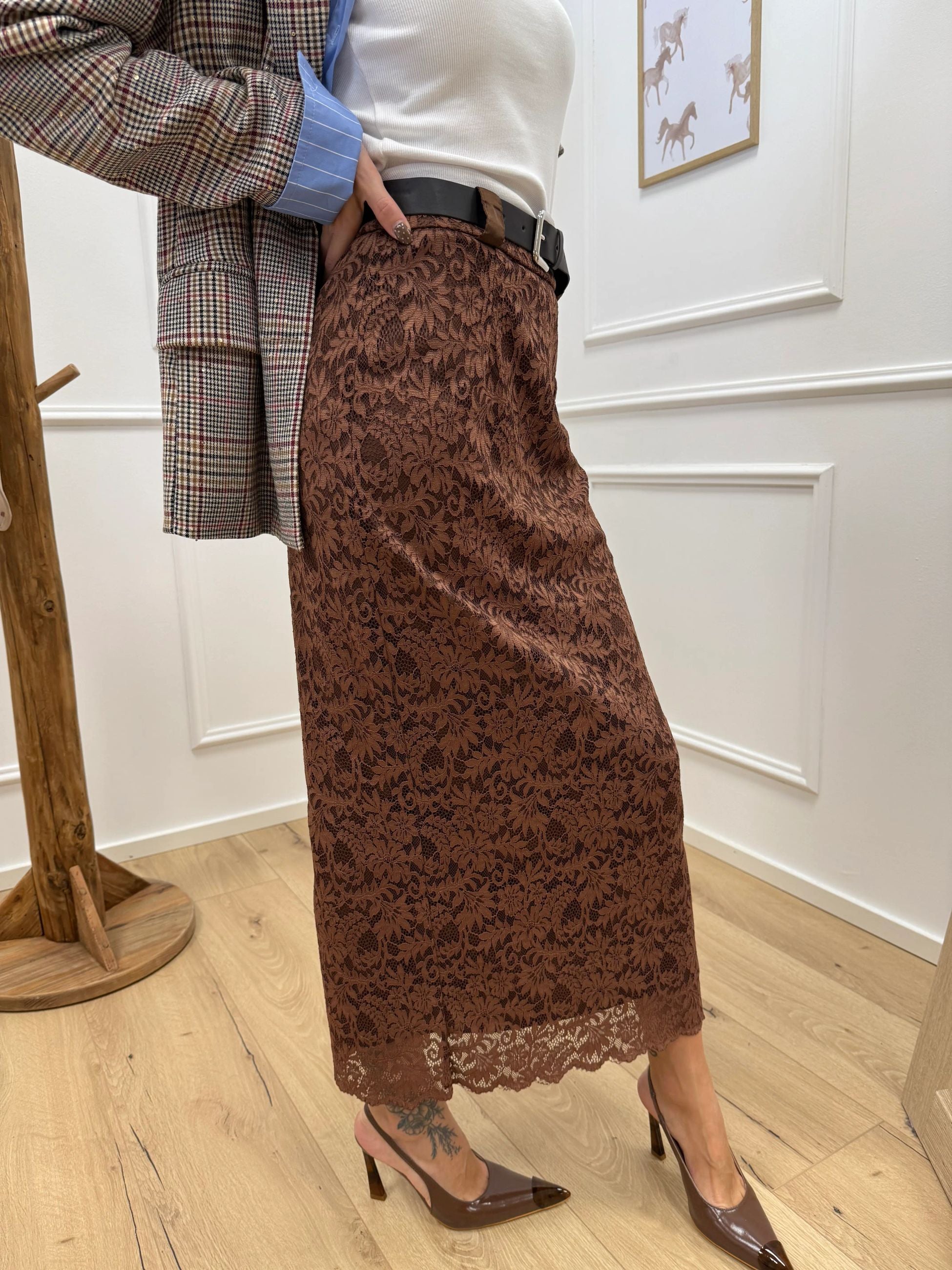Gonna in pizzo cacao con cintura - HaveOne