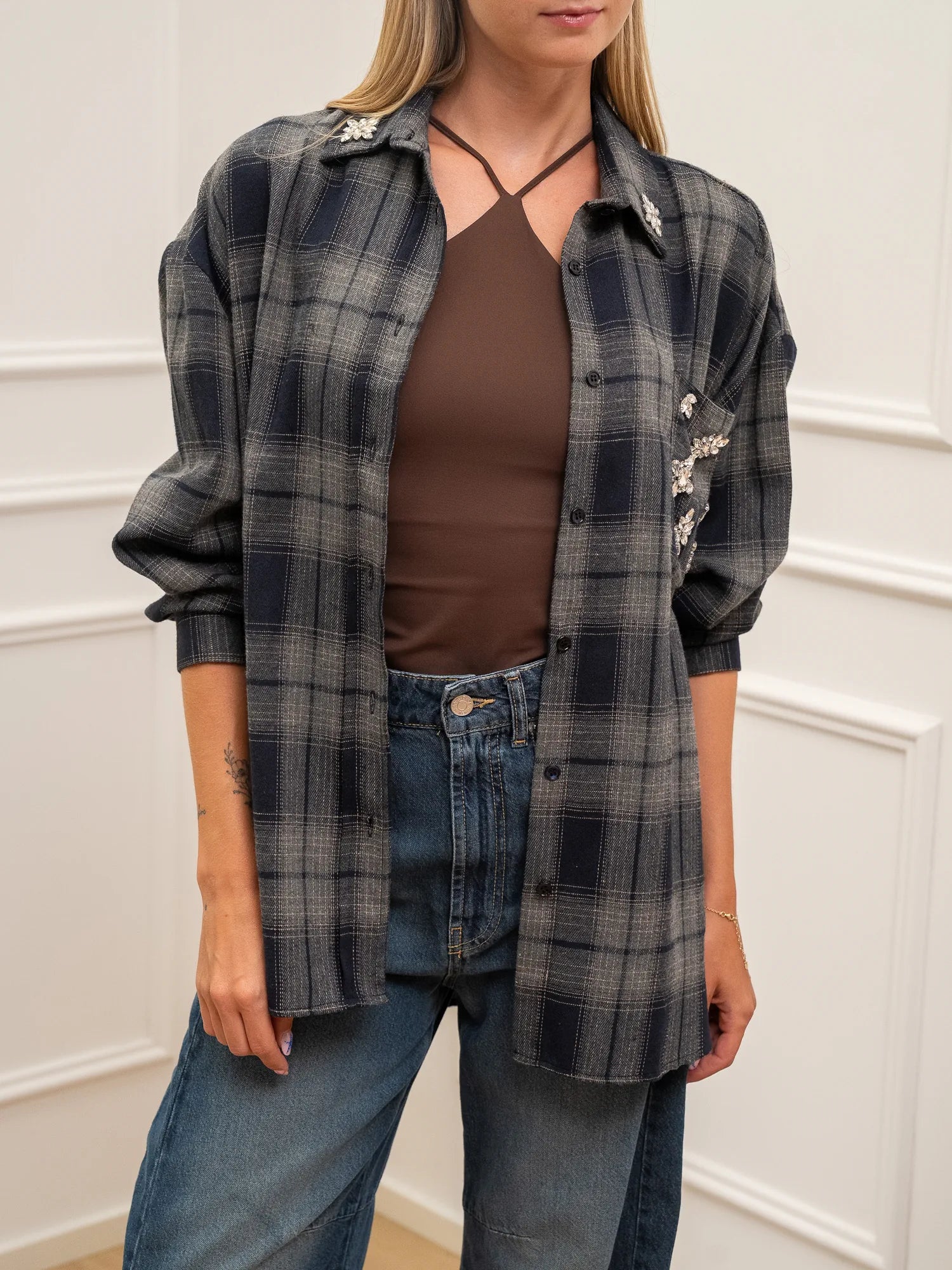 Top Cross elasticizzato moro con scollo america - Vicolo
