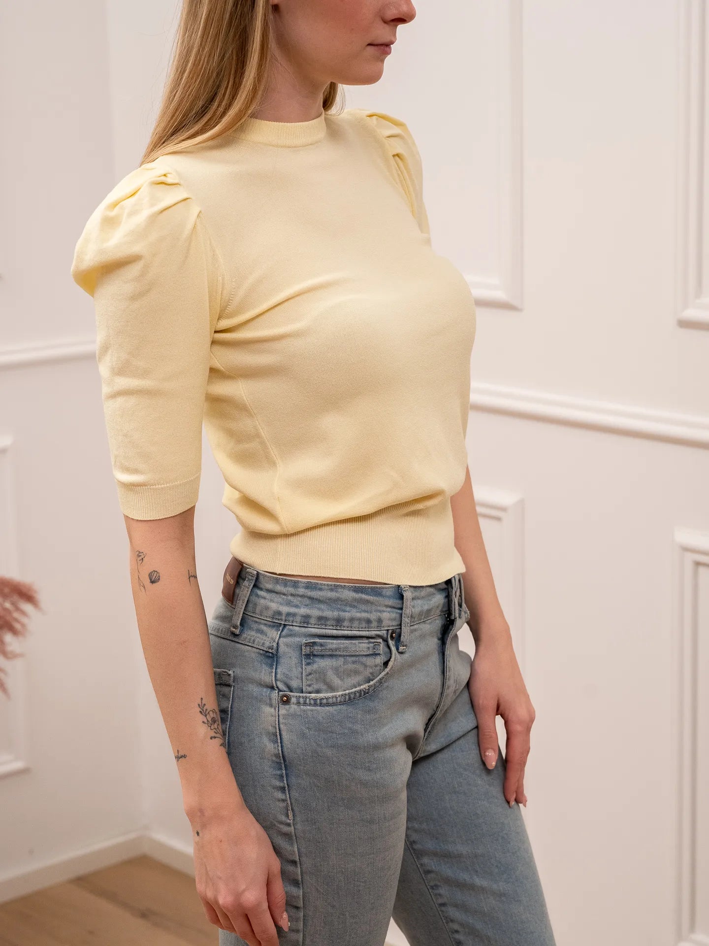 Maglia gialla mezza manica a sbuffo - HaveOne