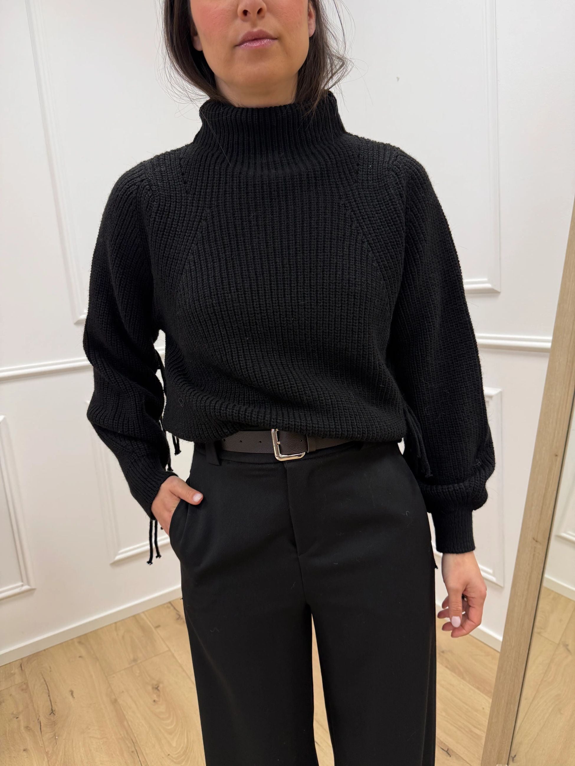 Maglia nera costa inglese con frange - HaveOne