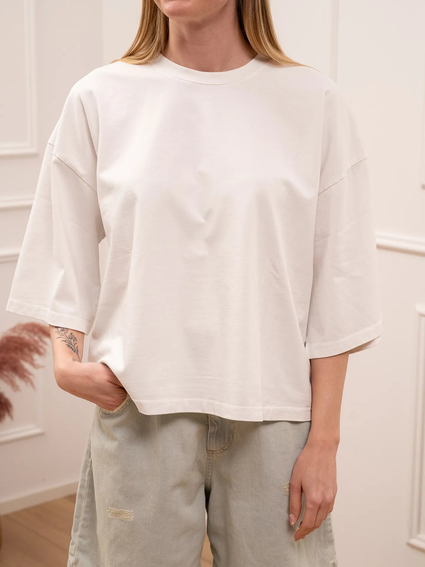T shirt bianca a scatoletta manica 3/4 - Philia Loft