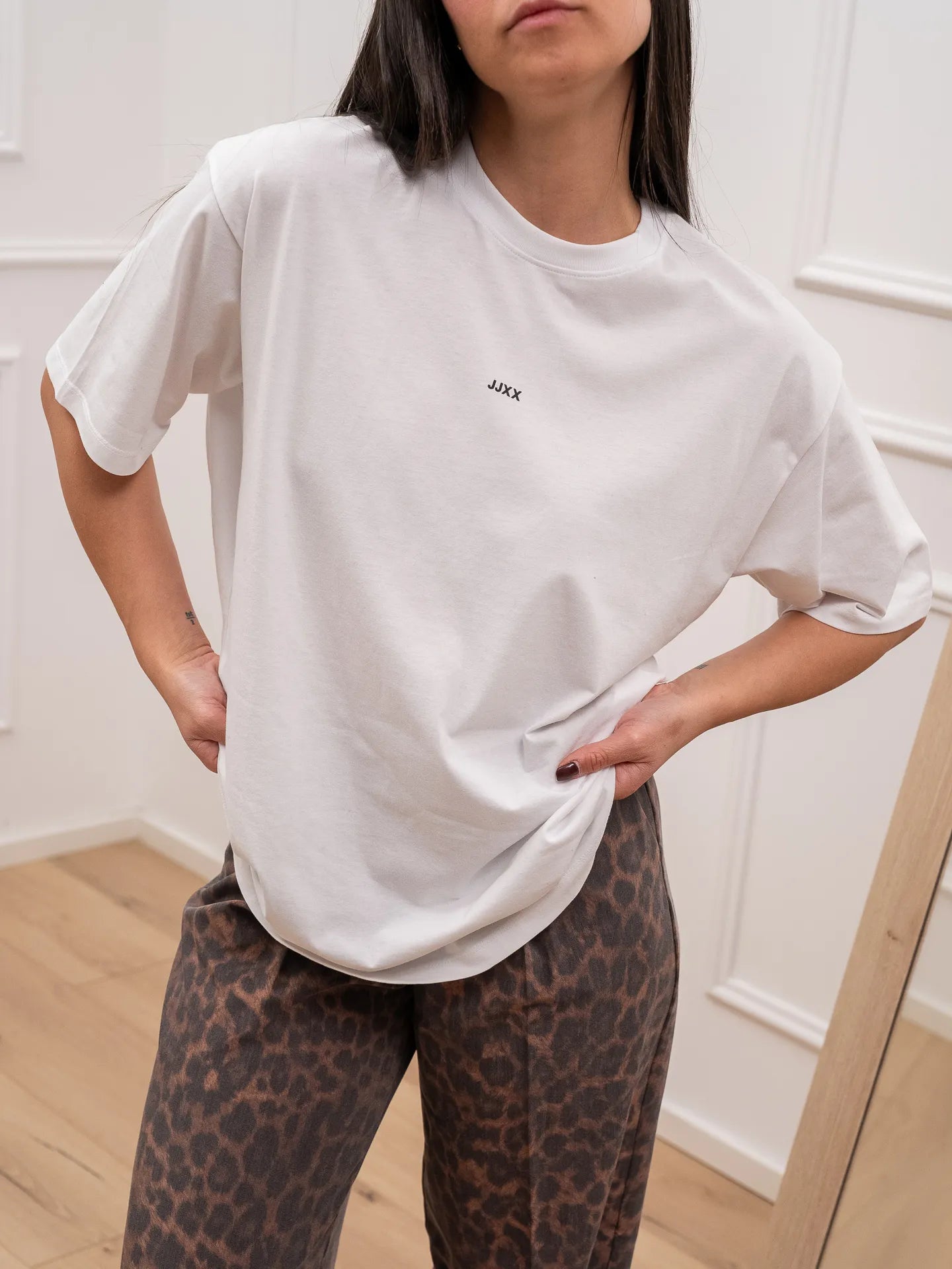 T shirt bianca con logo a contrasto nero - JJXX