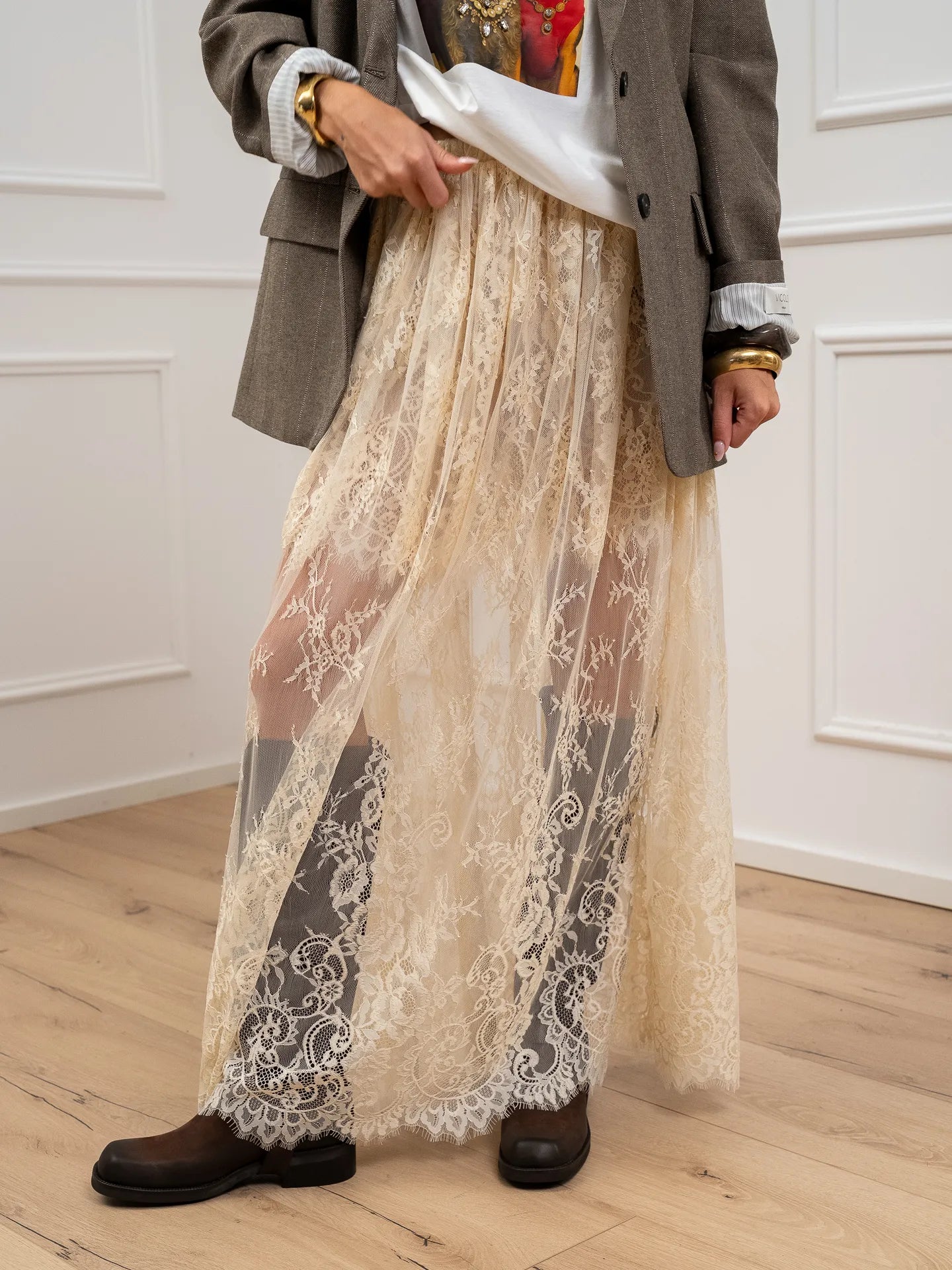 Gonna lunga in pizzo burro - Vicolo