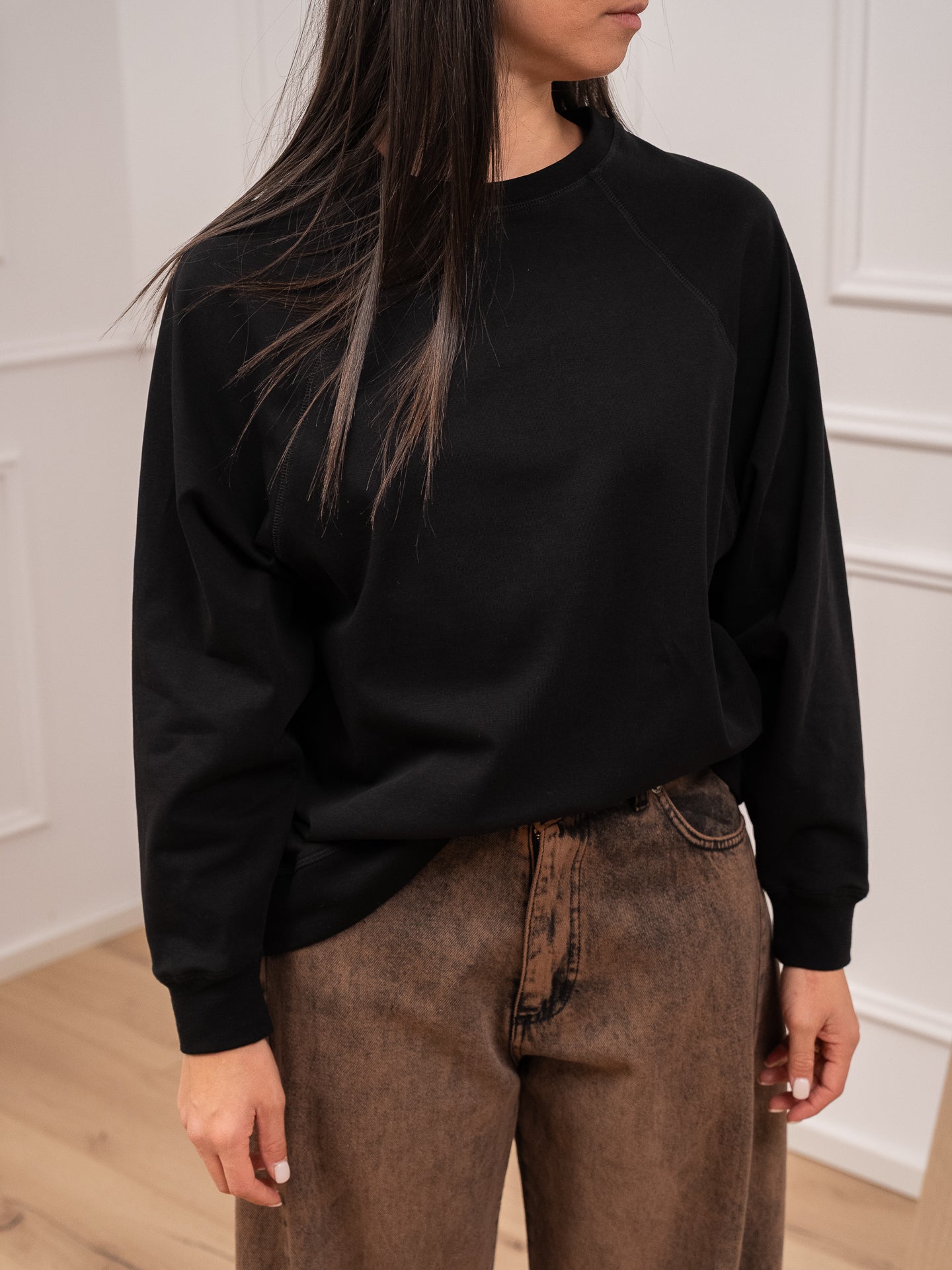 T shirt nera taglio felpa - Vicolo