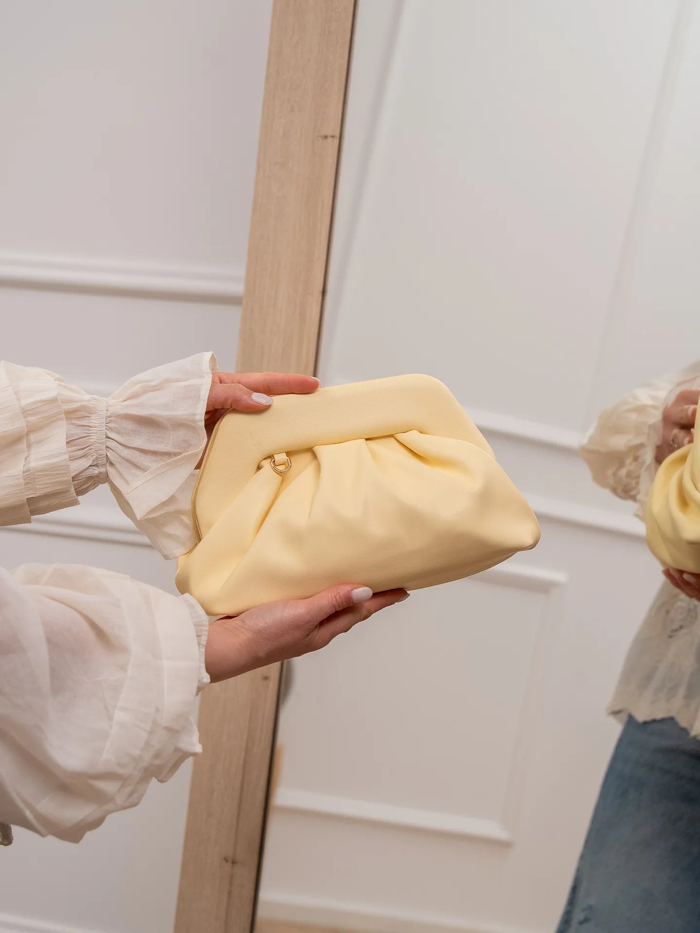 Borsa pasticcino ecopelle giallo burro - Calibro Shop