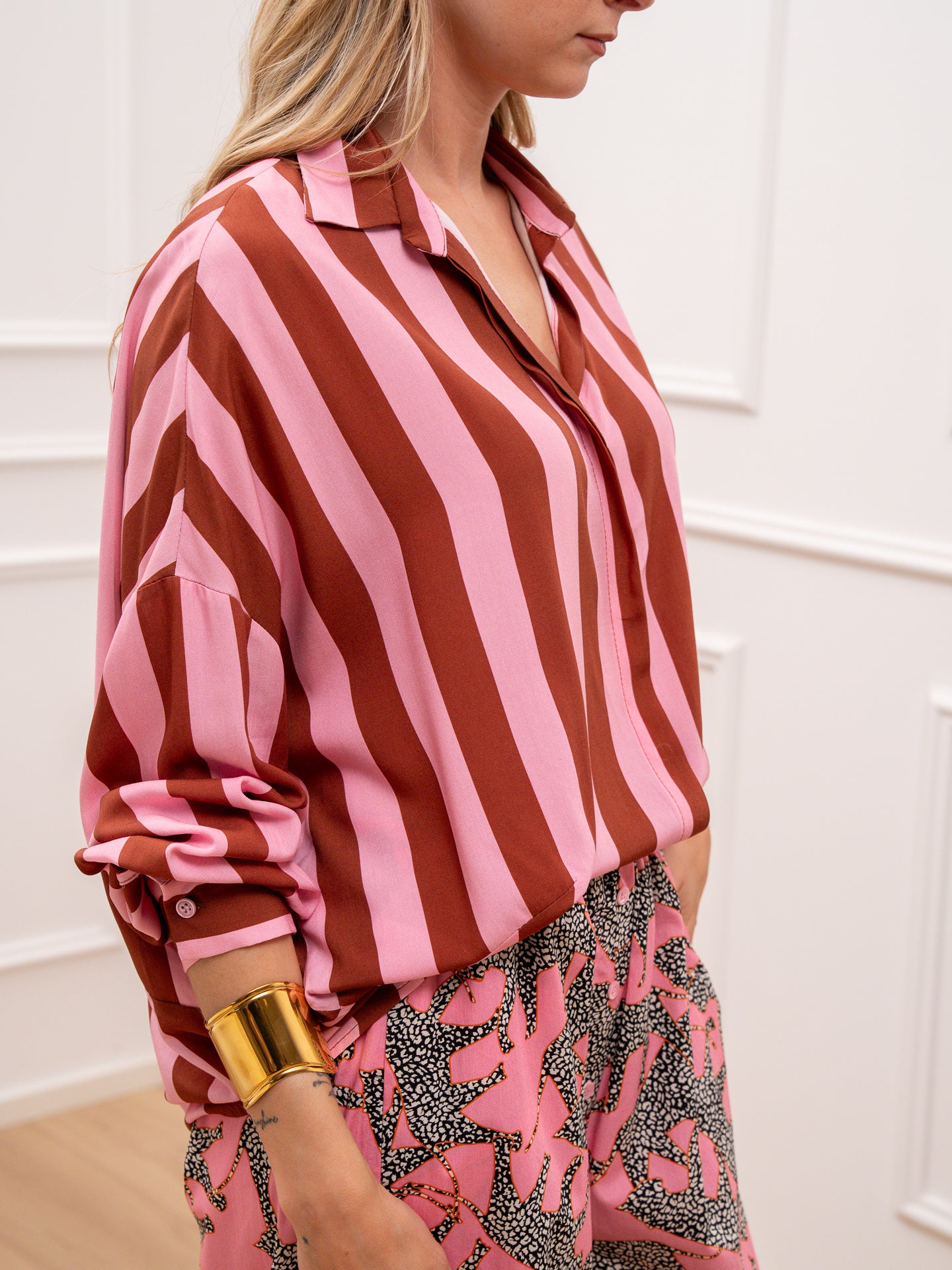 Camicia rigata tabacco e rosa in viscosa - Vicolo