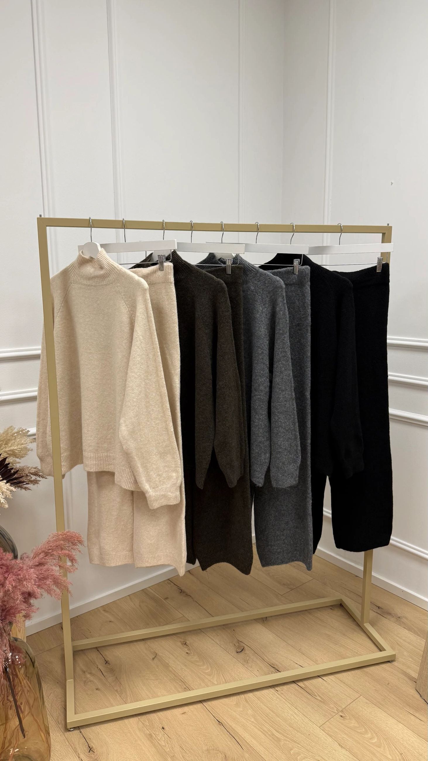 Set coordinato maglia e pantalone grigio - HaveOne
