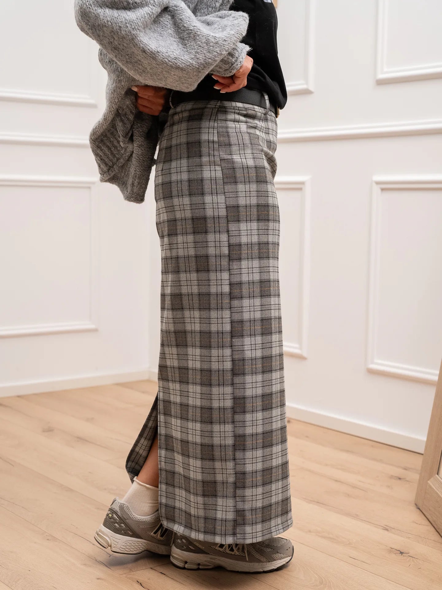 Gonna longuette check grigia chiara con cintura - HaveOne