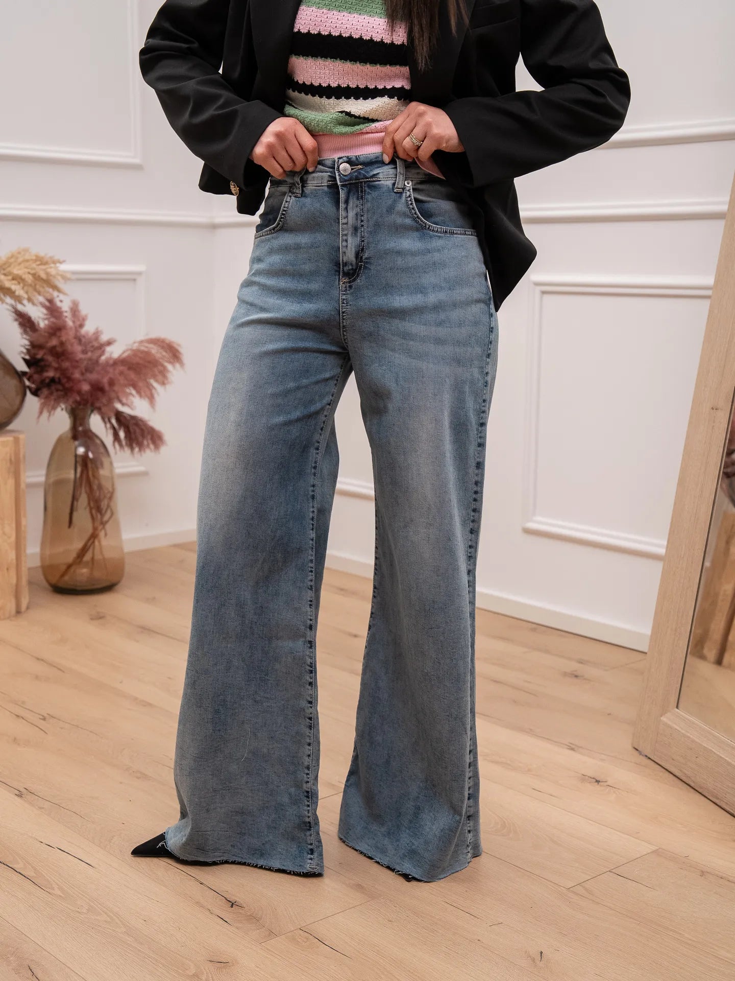 Jeans Costi Misia in denim slavato a palazzo - Pinker Couture