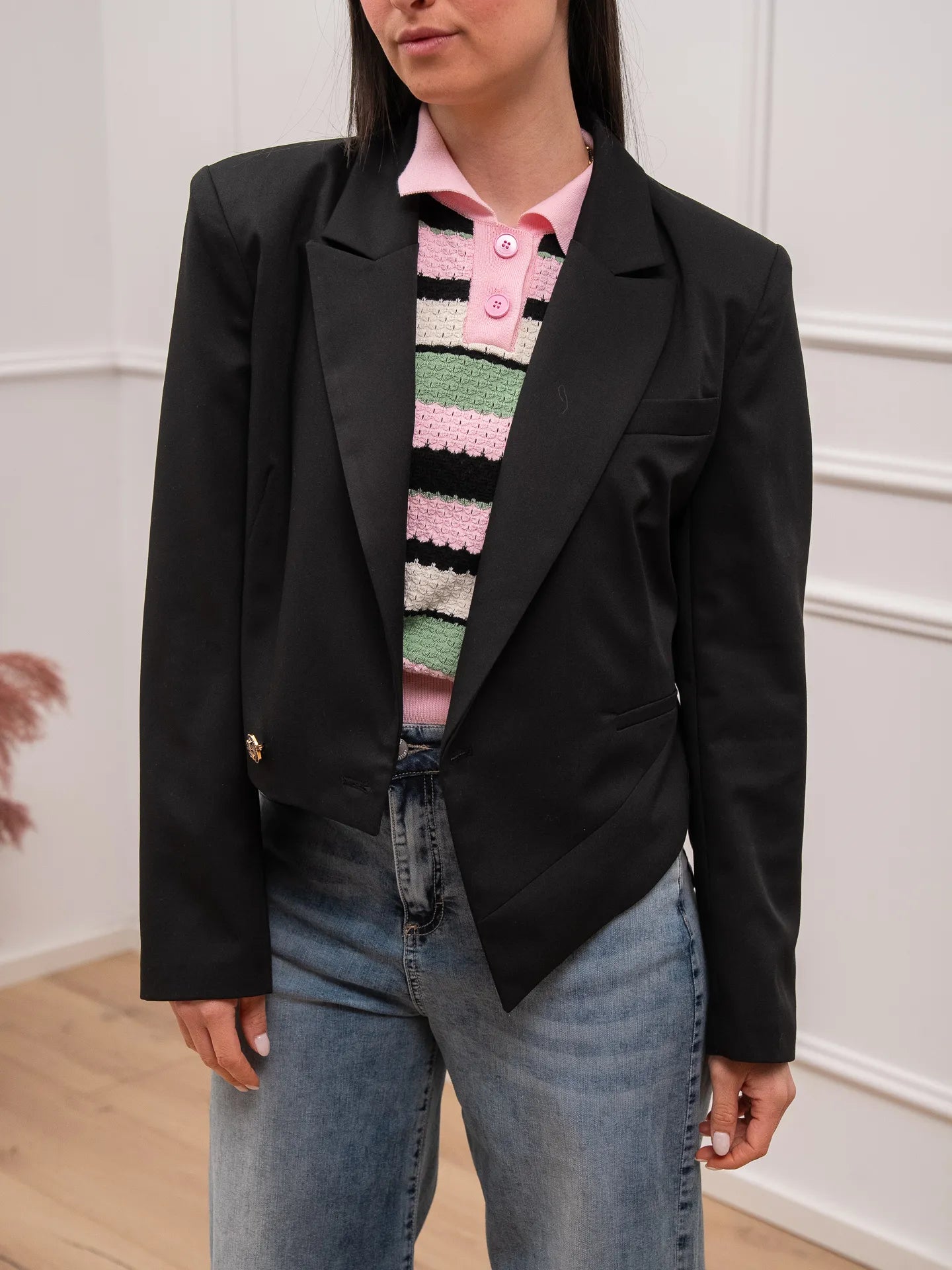 Giacca cropped nera taglio irregolare - Vicolo