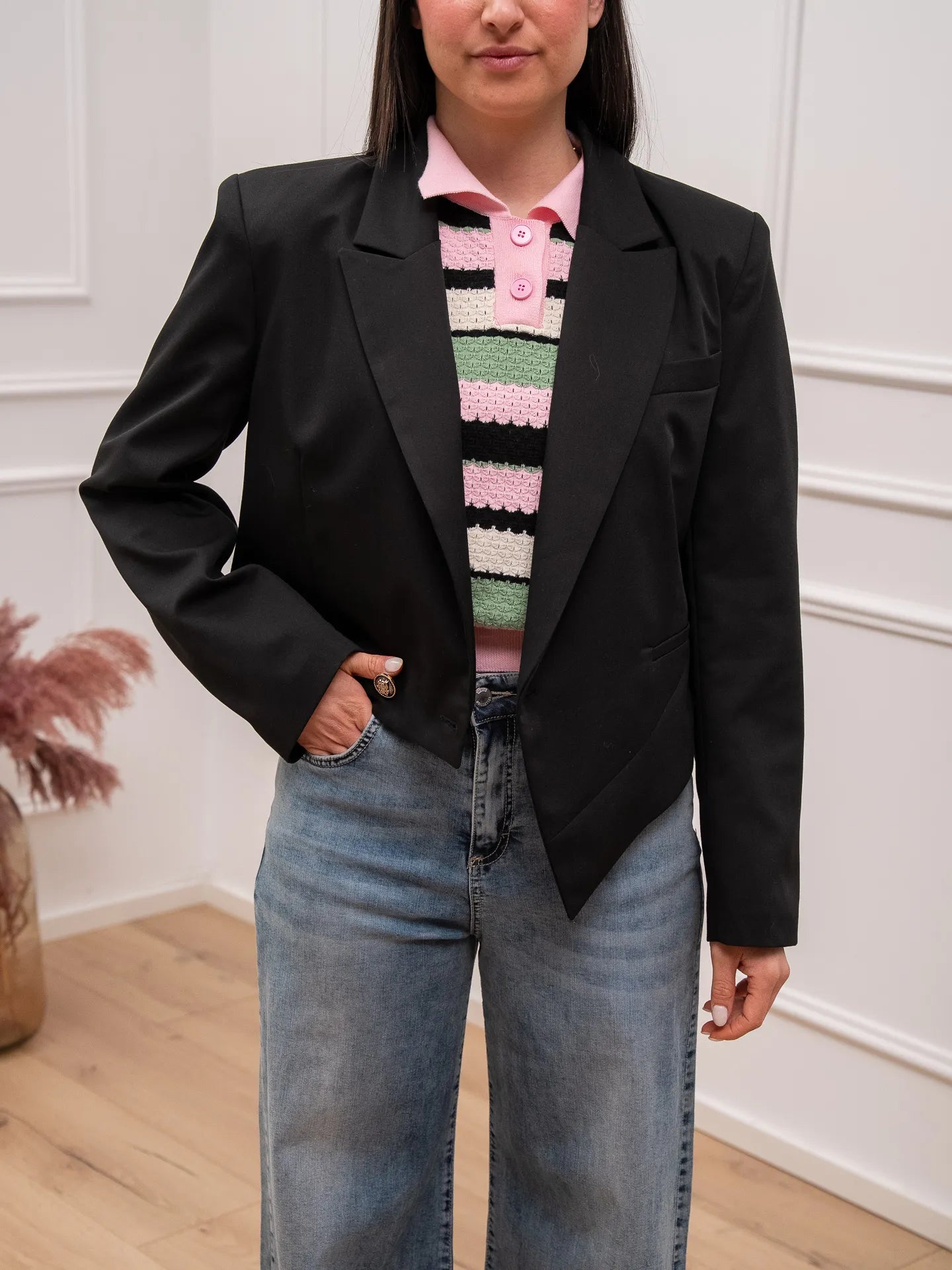Giacca cropped nera taglio irregolare - Vicolo