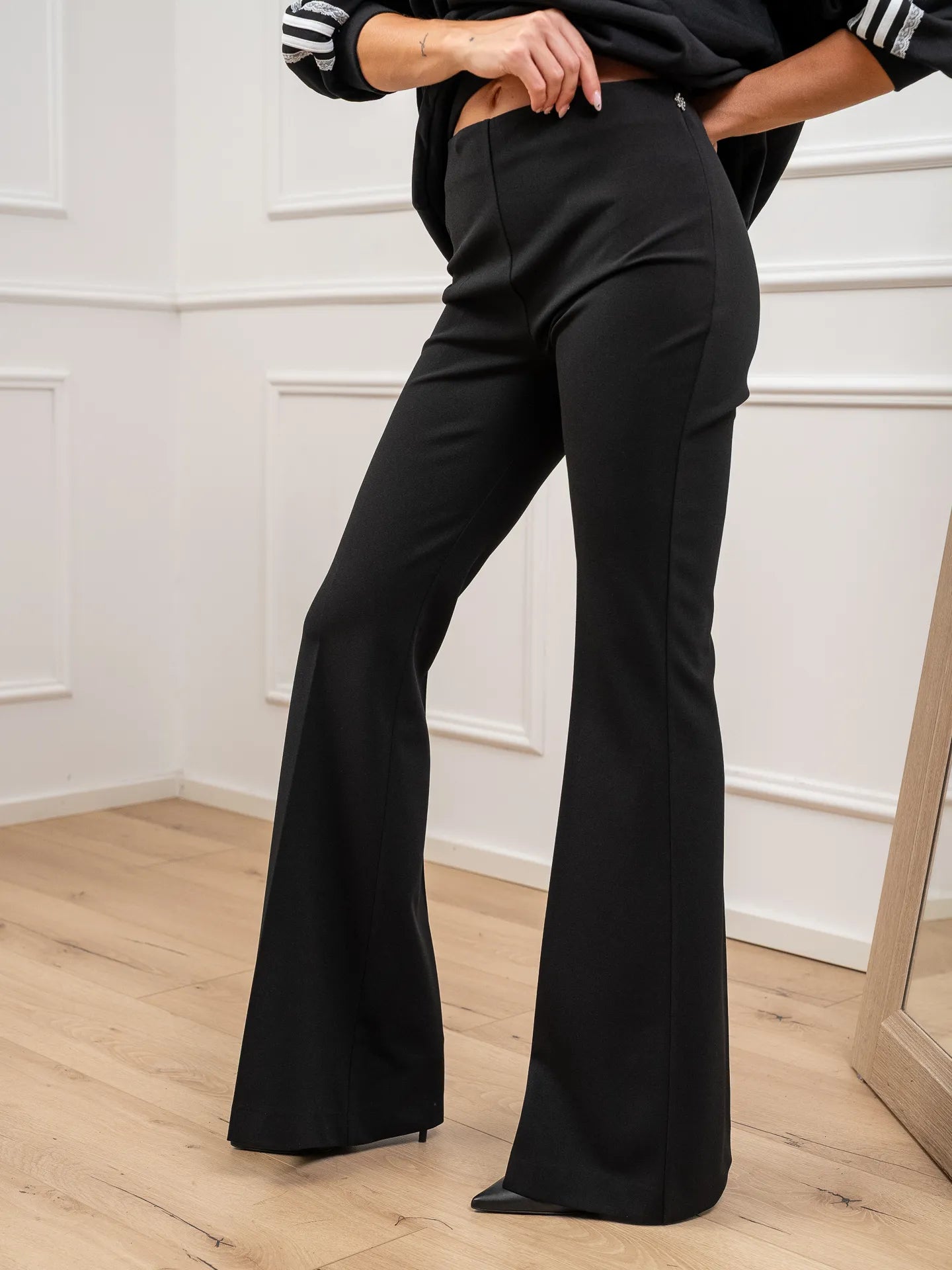 Pantaloni flared Sienna neri - Aniye By