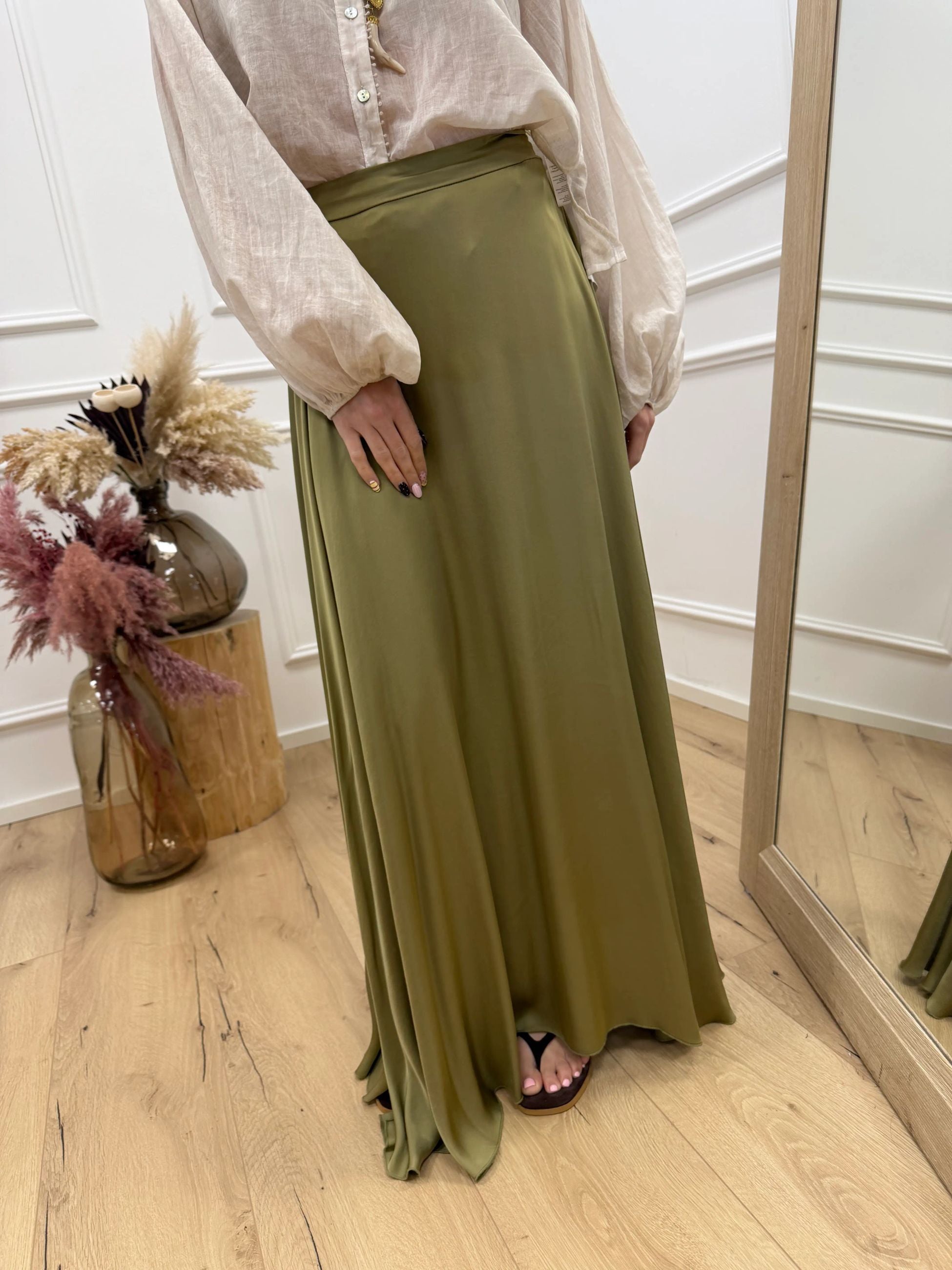 Gonna in satin muschio con molla sul retro - HaveOne