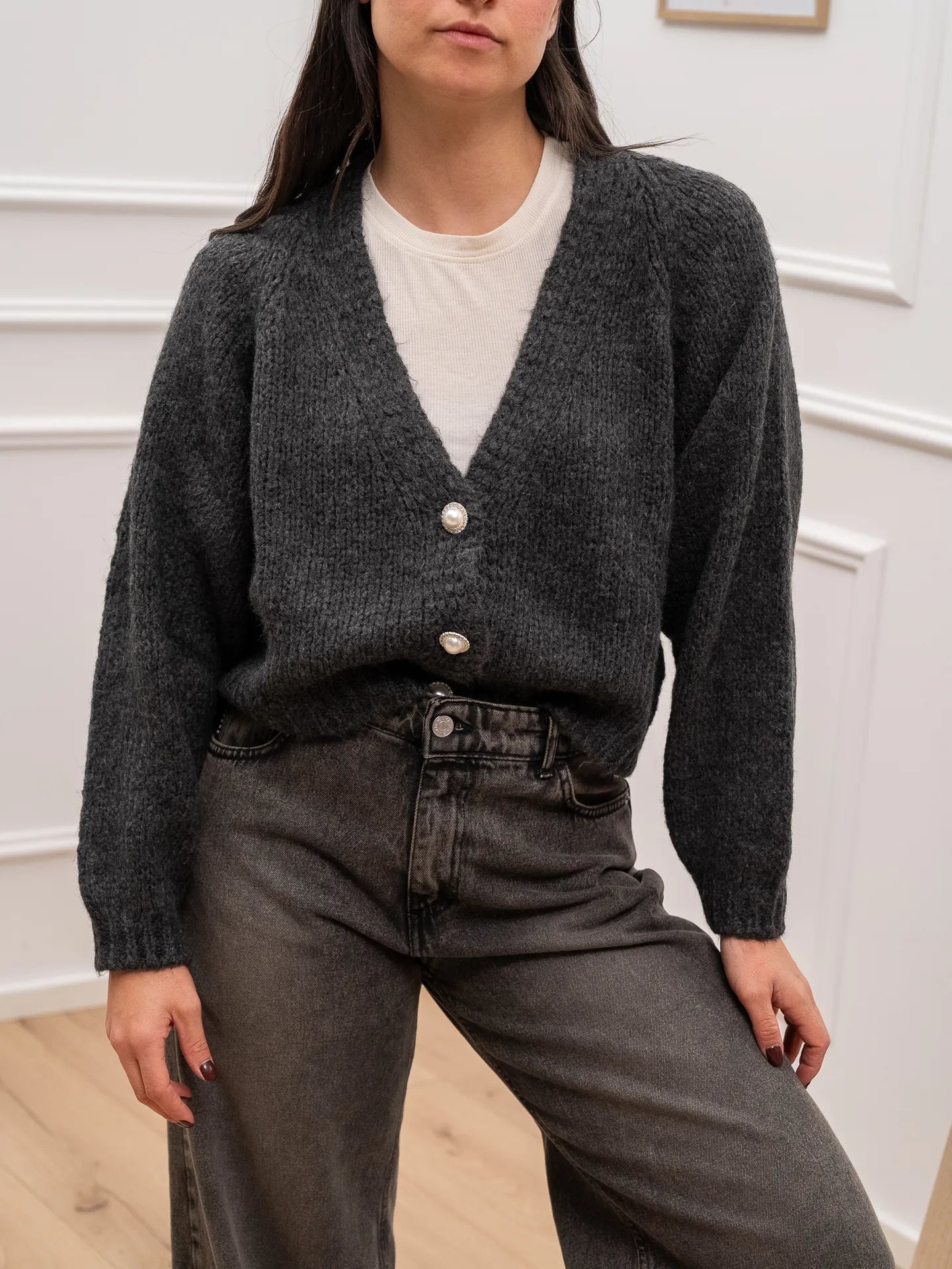 Cardigan antracite tre bottoni gioiello - HaveOne