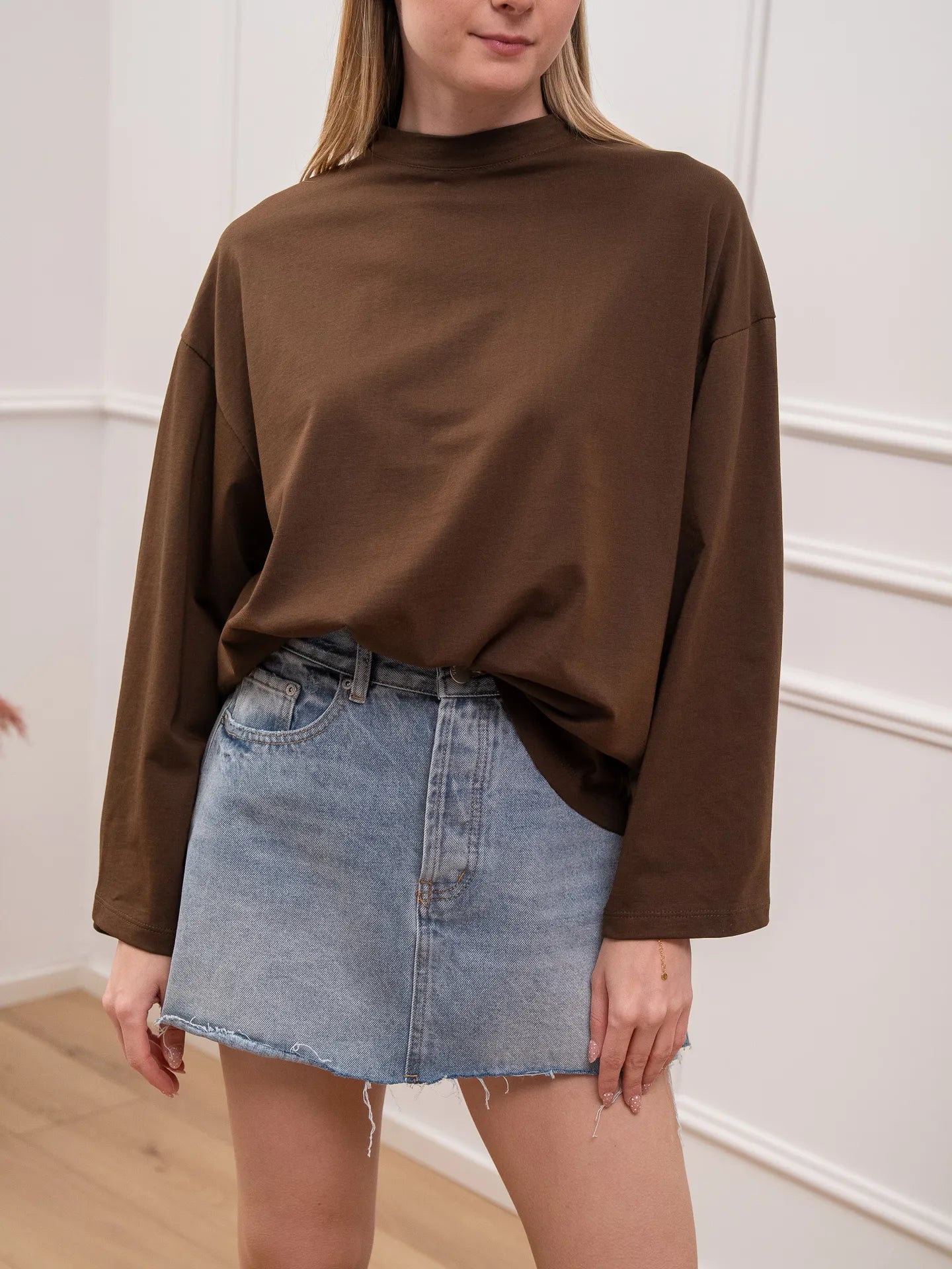 T shirt cioccolato manica oversize - Tensione In