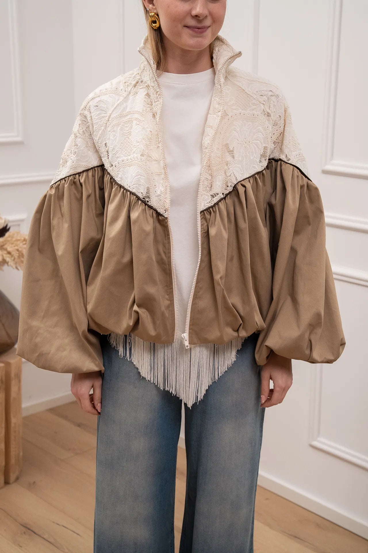 Bomber increspato beige dettaglio crochet - Tensione In