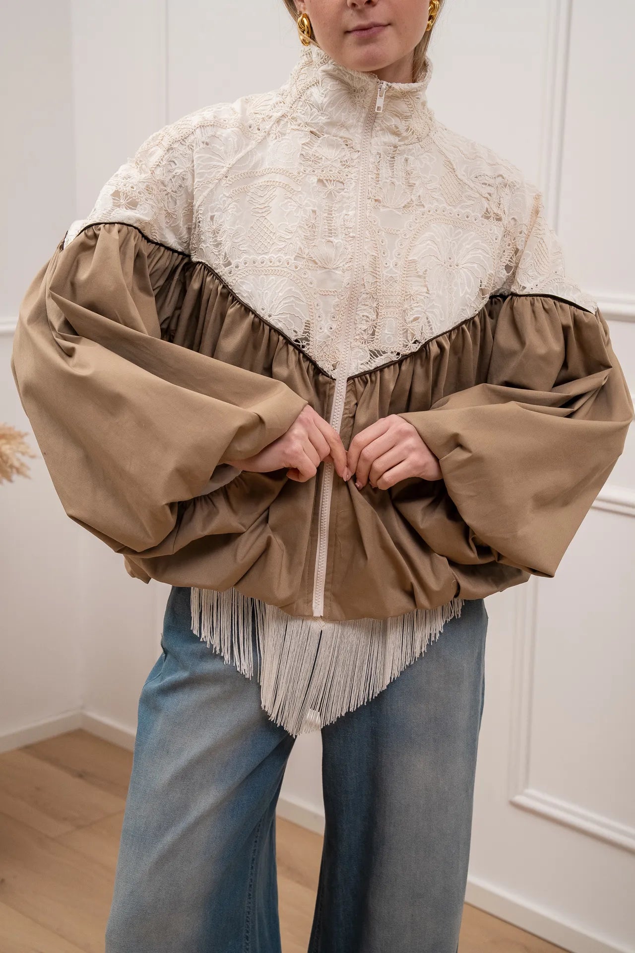 Bomber increspato beige dettaglio crochet - Tensione In