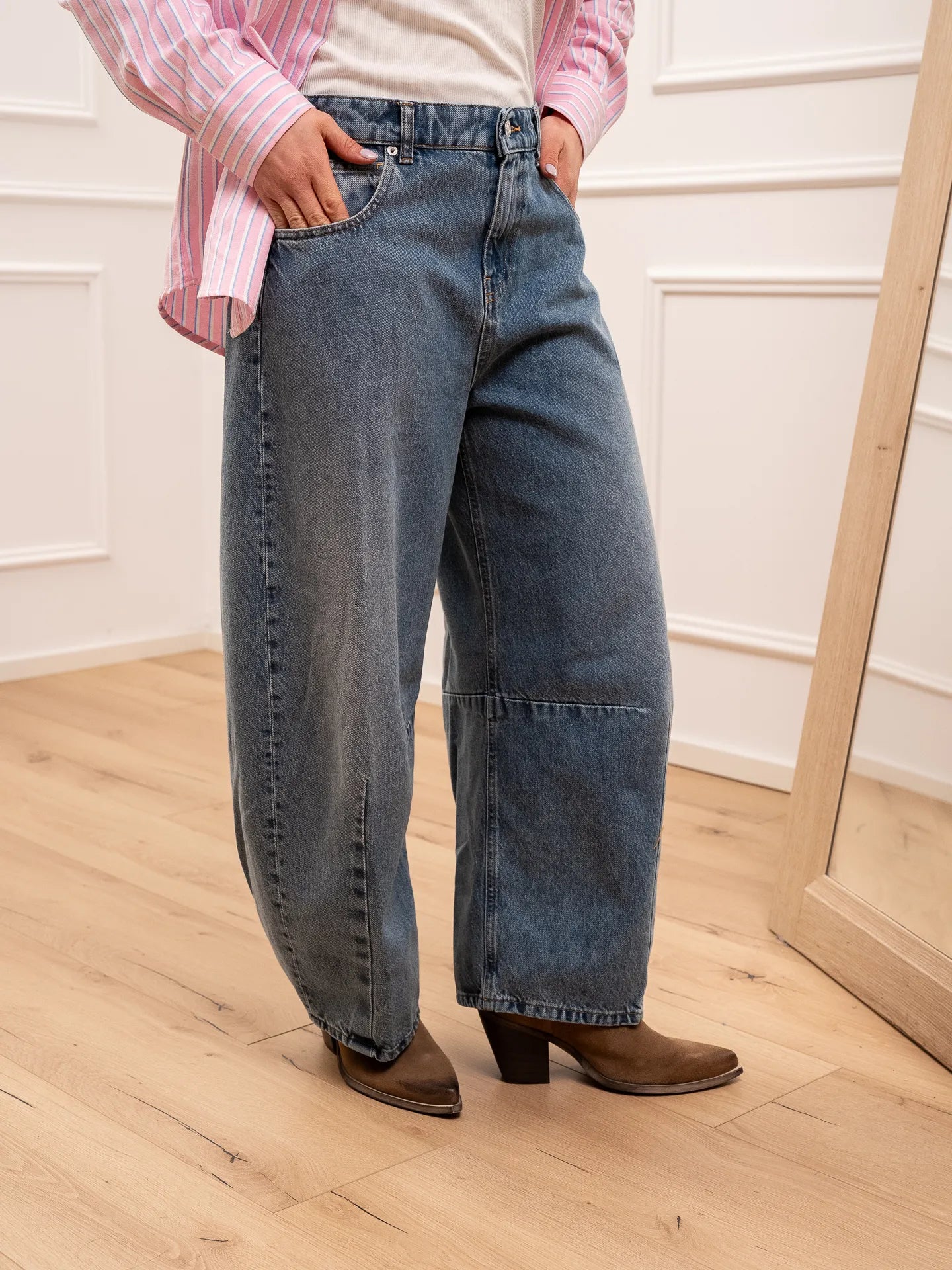 Jeans Cecil barrel fit denim scuro - Vicolo