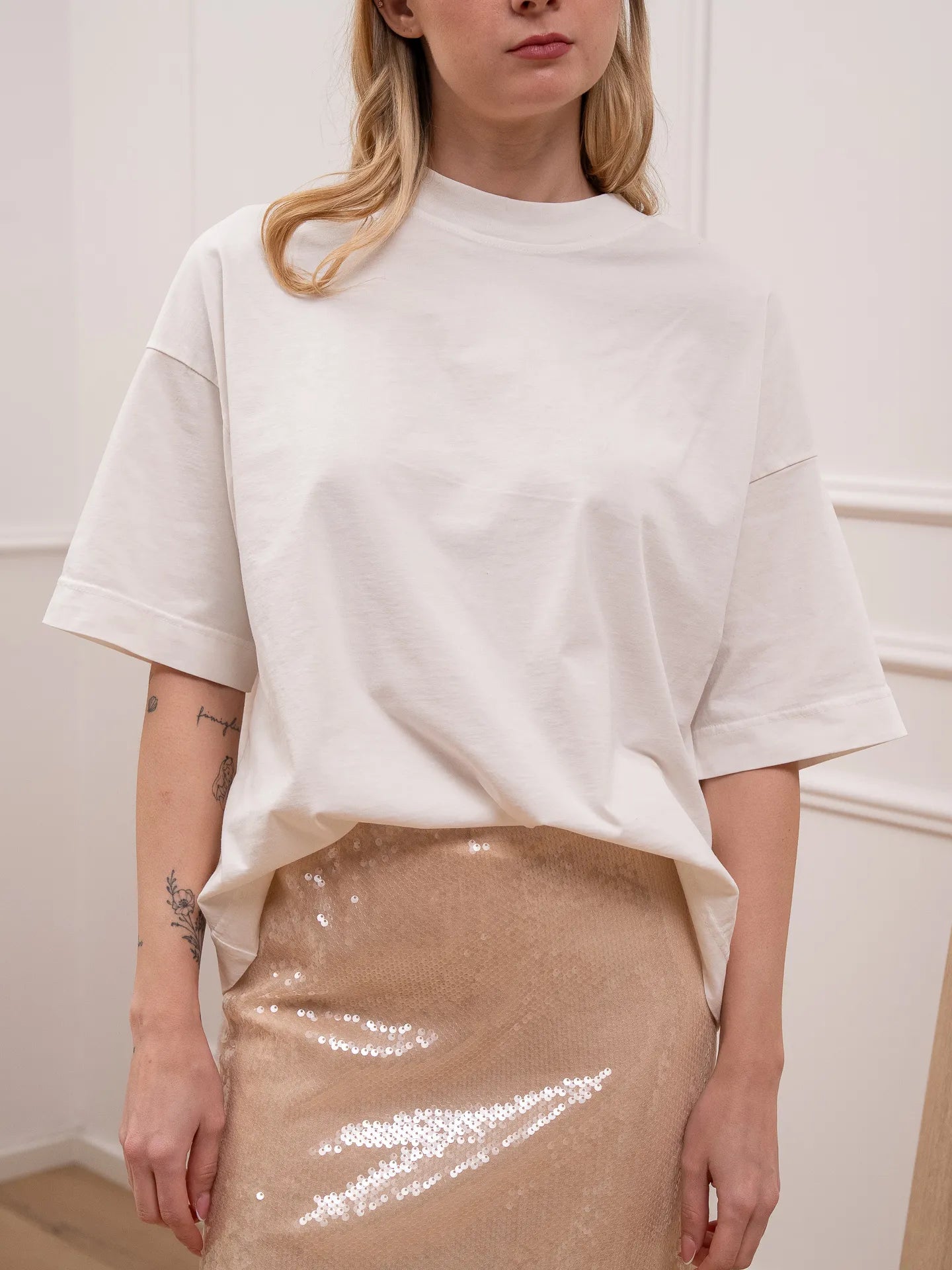 T shirt bianca mezza corta bordi spessi - HaveOne