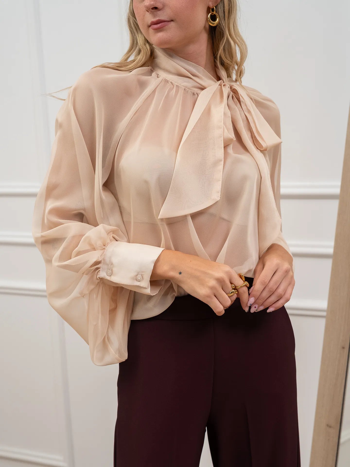 Camicia velata avorio con fiocco al collo - Kontatto