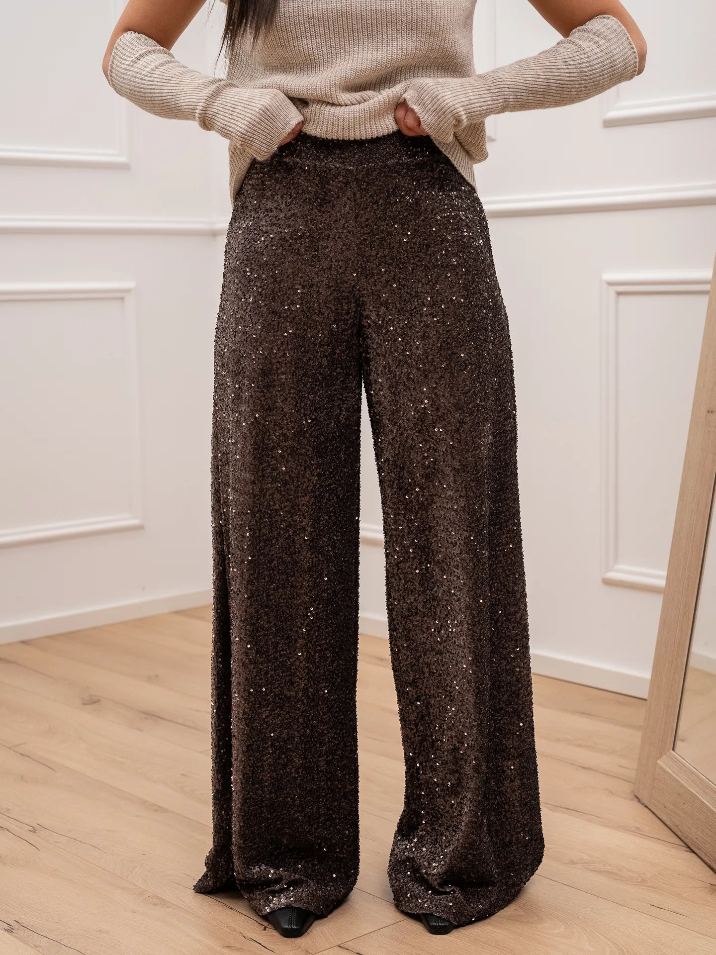 Pantaloni in ciniglia con paillettes moro - HaveOne