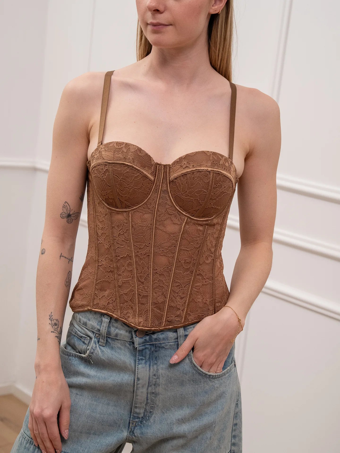Corsetto in pizzo cioccolato con stecche - HaveOne