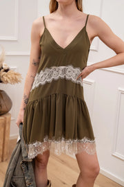 Vestito sottoveste militare con pizzo panna - HaveOne