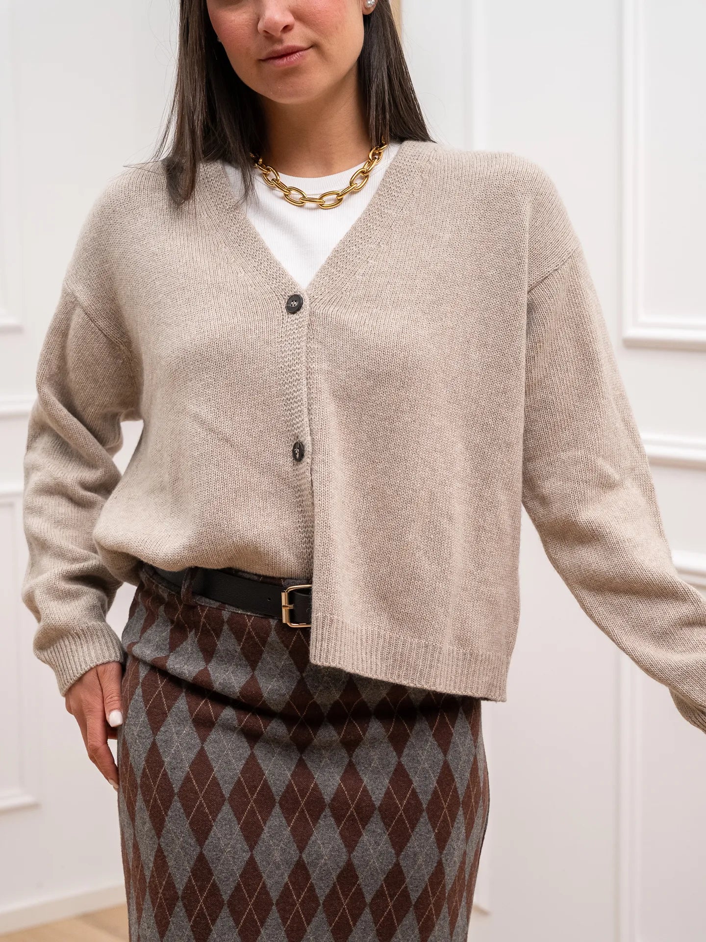 Cardigan basic sabbia con bottoncini - Tensione In