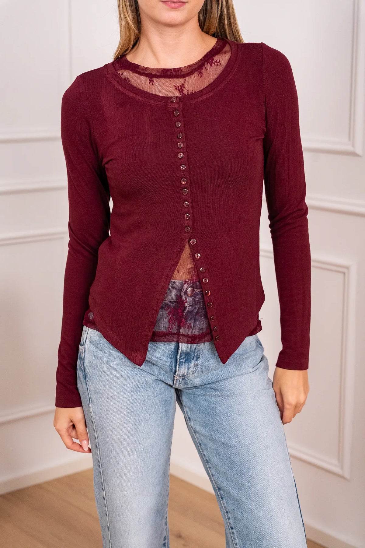 Twin set top in pizzo e cardigan - HaveOne