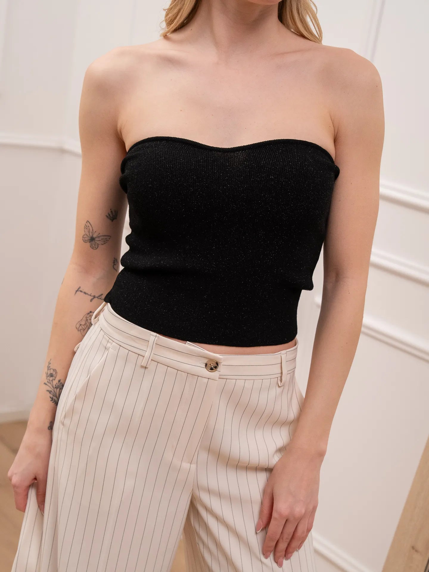 Top a fascia nero con filo lurex - Kontatto