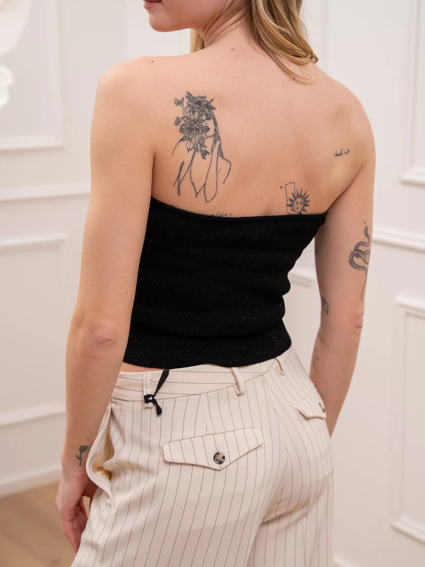 Top a fascia nero con filo lurex - Kontatto