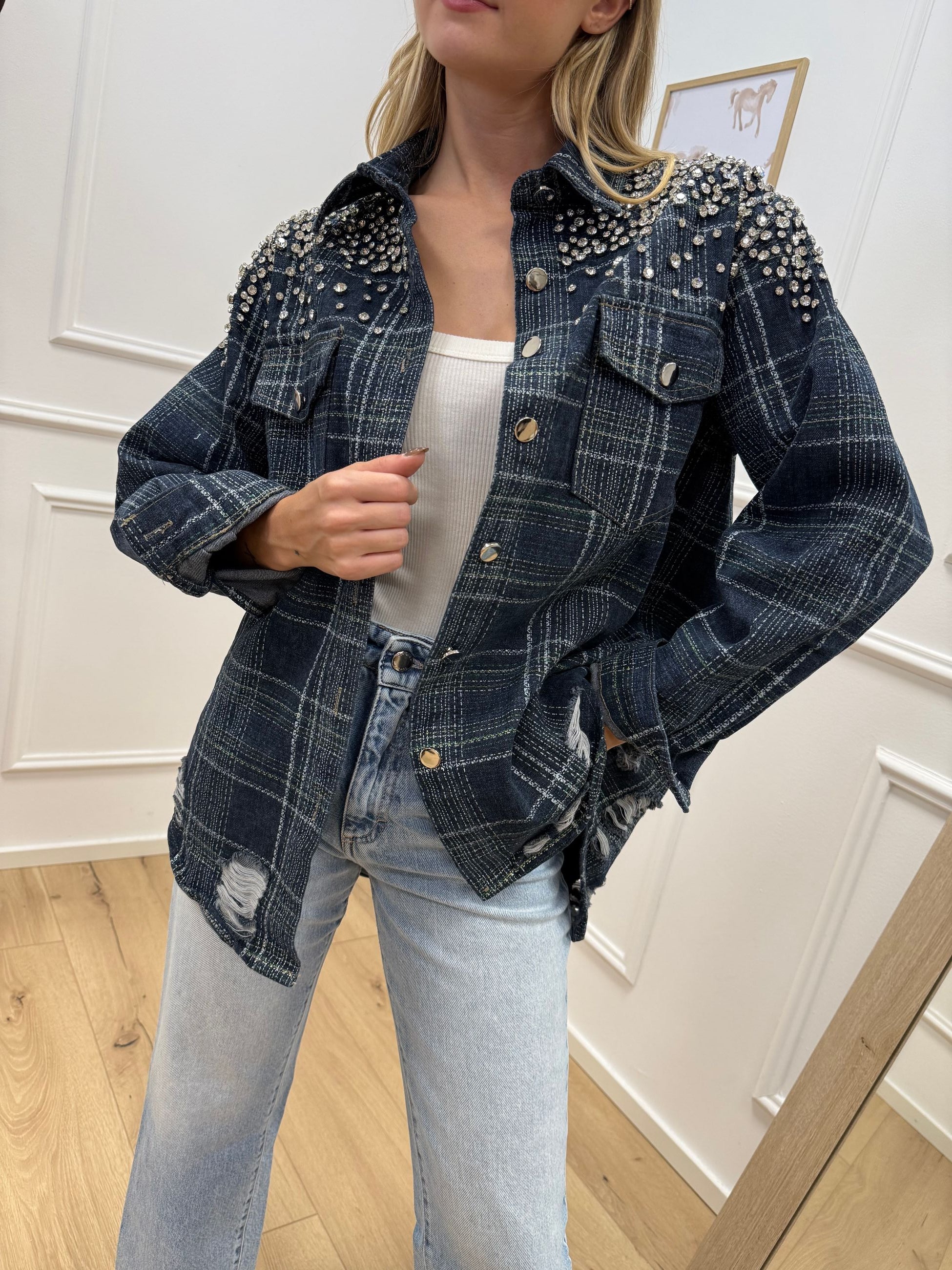 Giacca camicia in denim blu con strass e rotture - Crispy