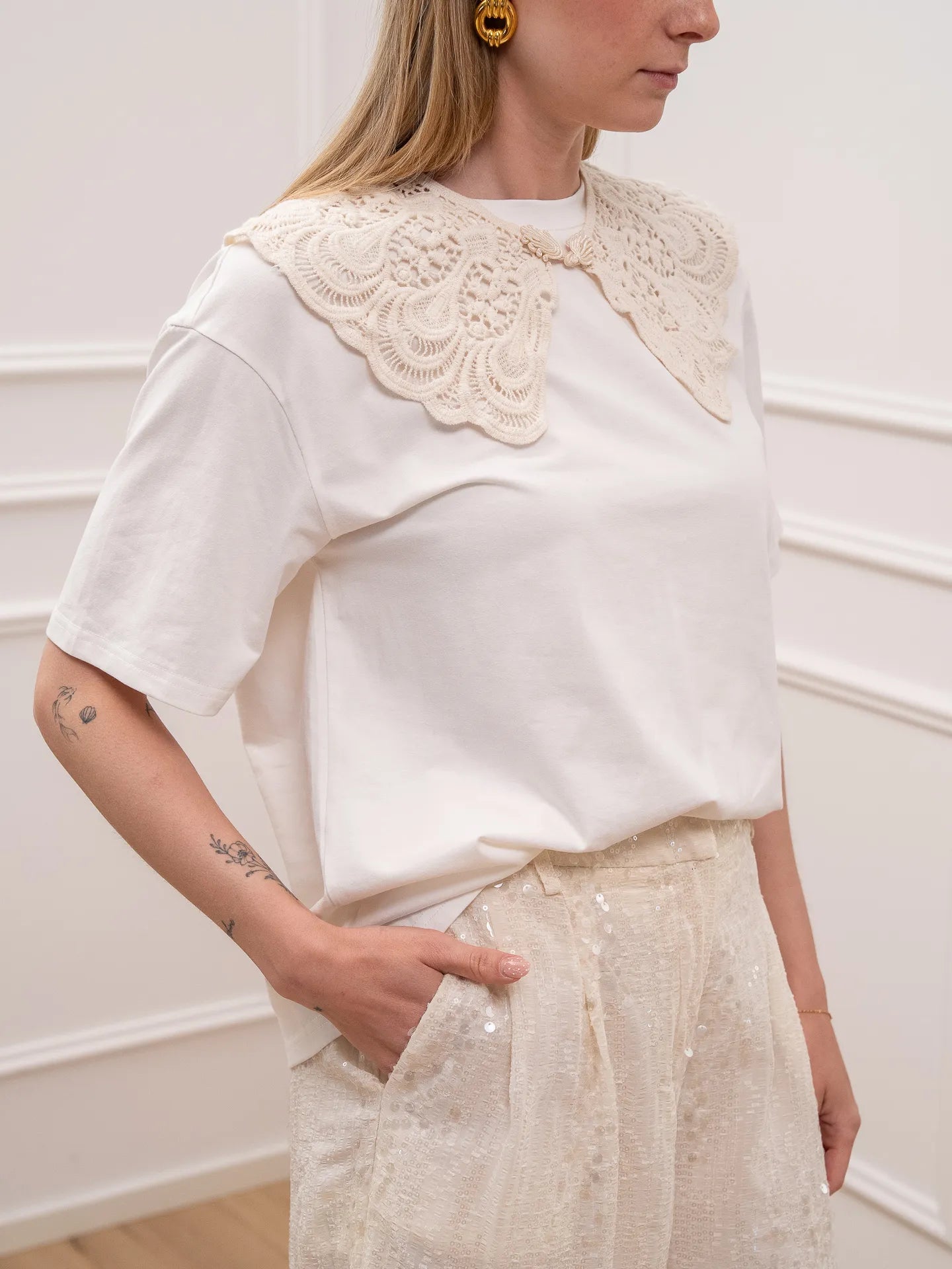 T shirt bianca colletto macramè - You Decide