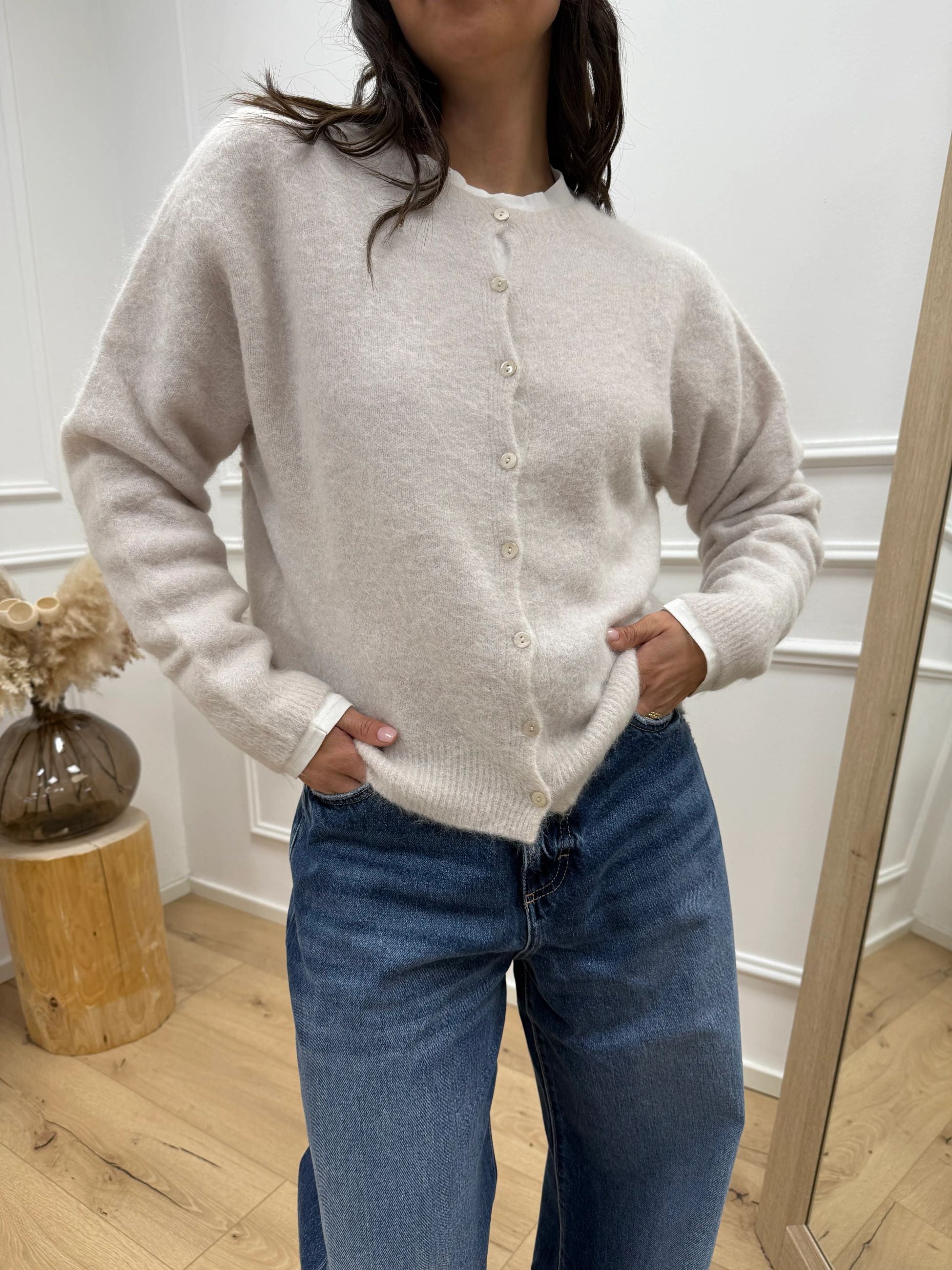 Cardigan soffice avorio in alpaca - Kontatto