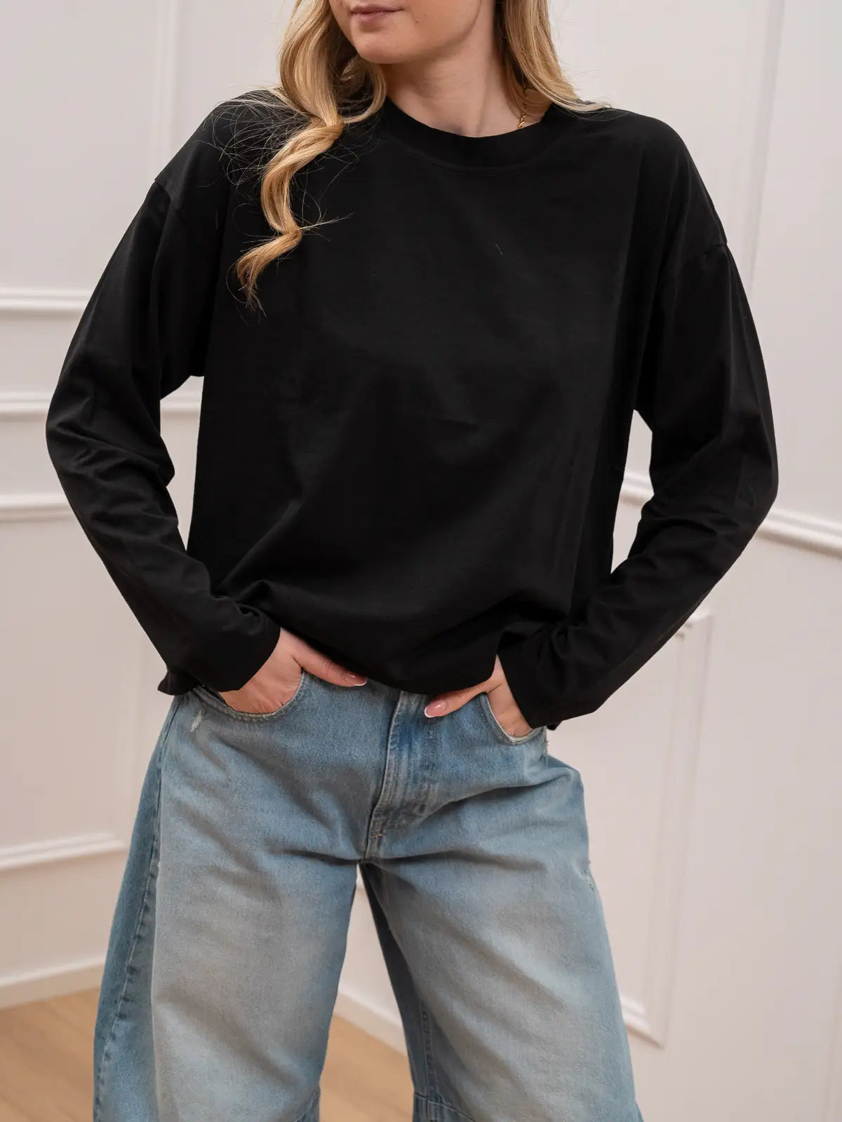 T shirt nera girocollo a manica lunga - HaveOne