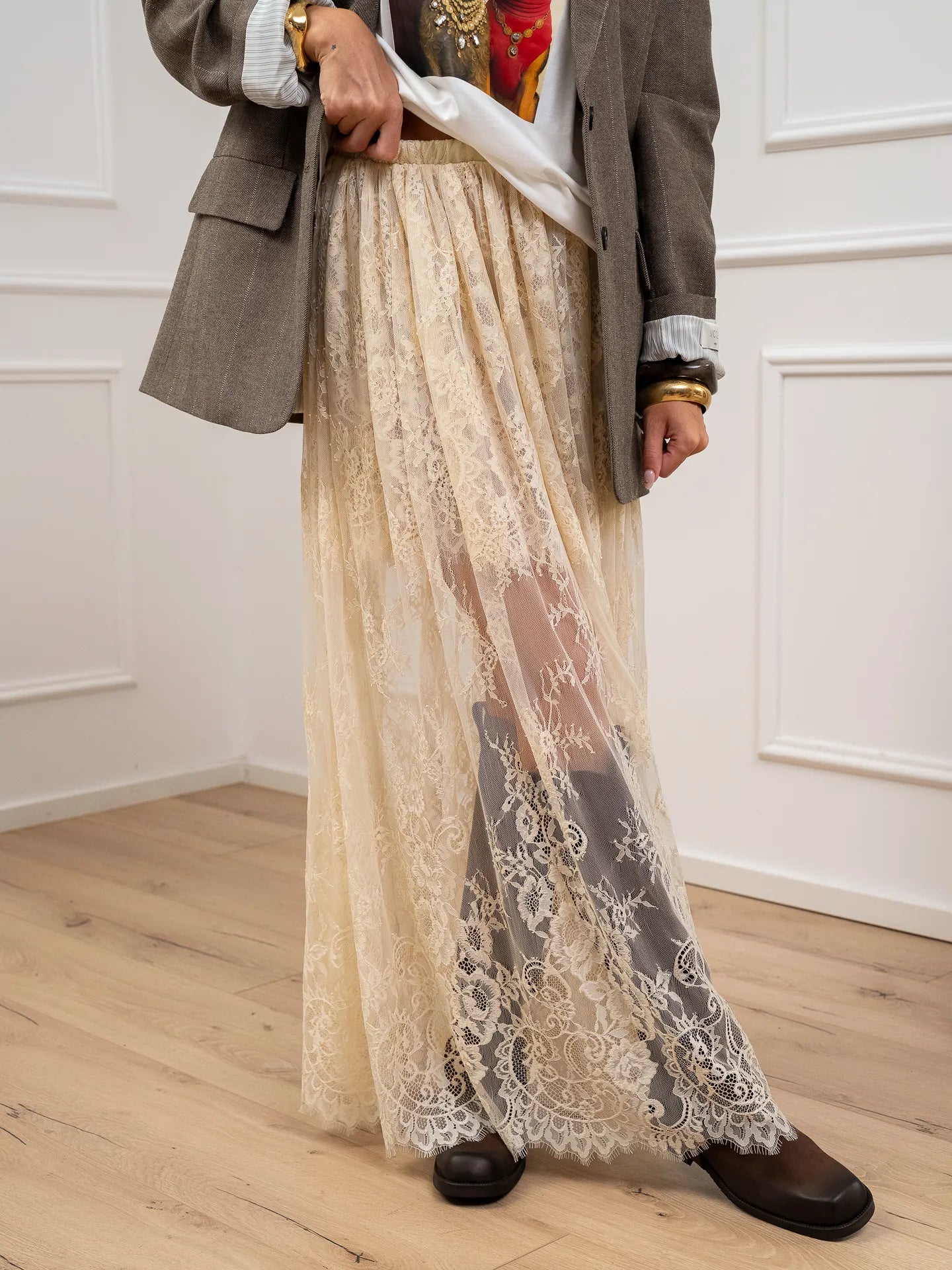 Gonna lunga in pizzo burro - Vicolo