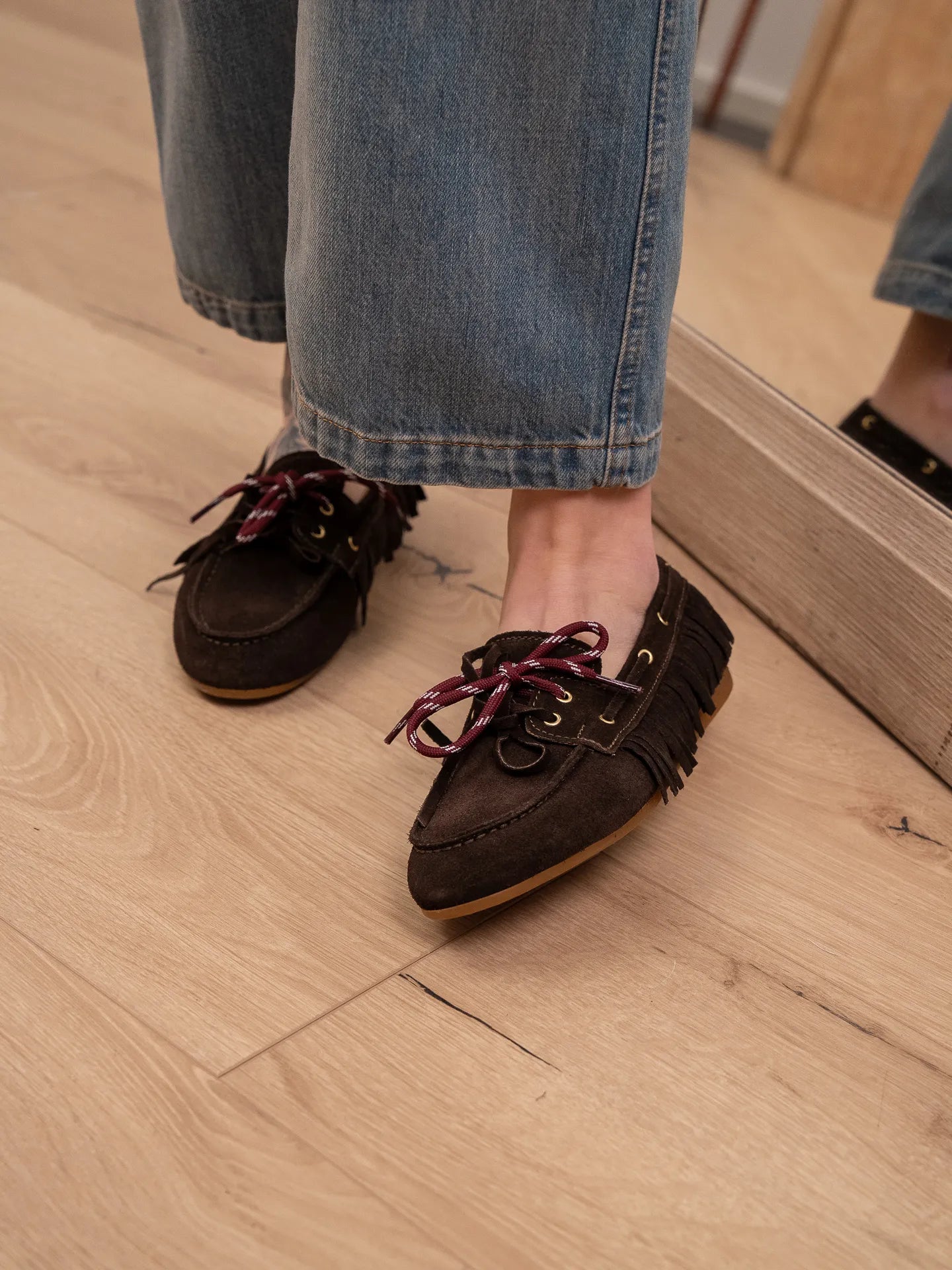 Mocassino scamosciato moro con frange - Ovyè