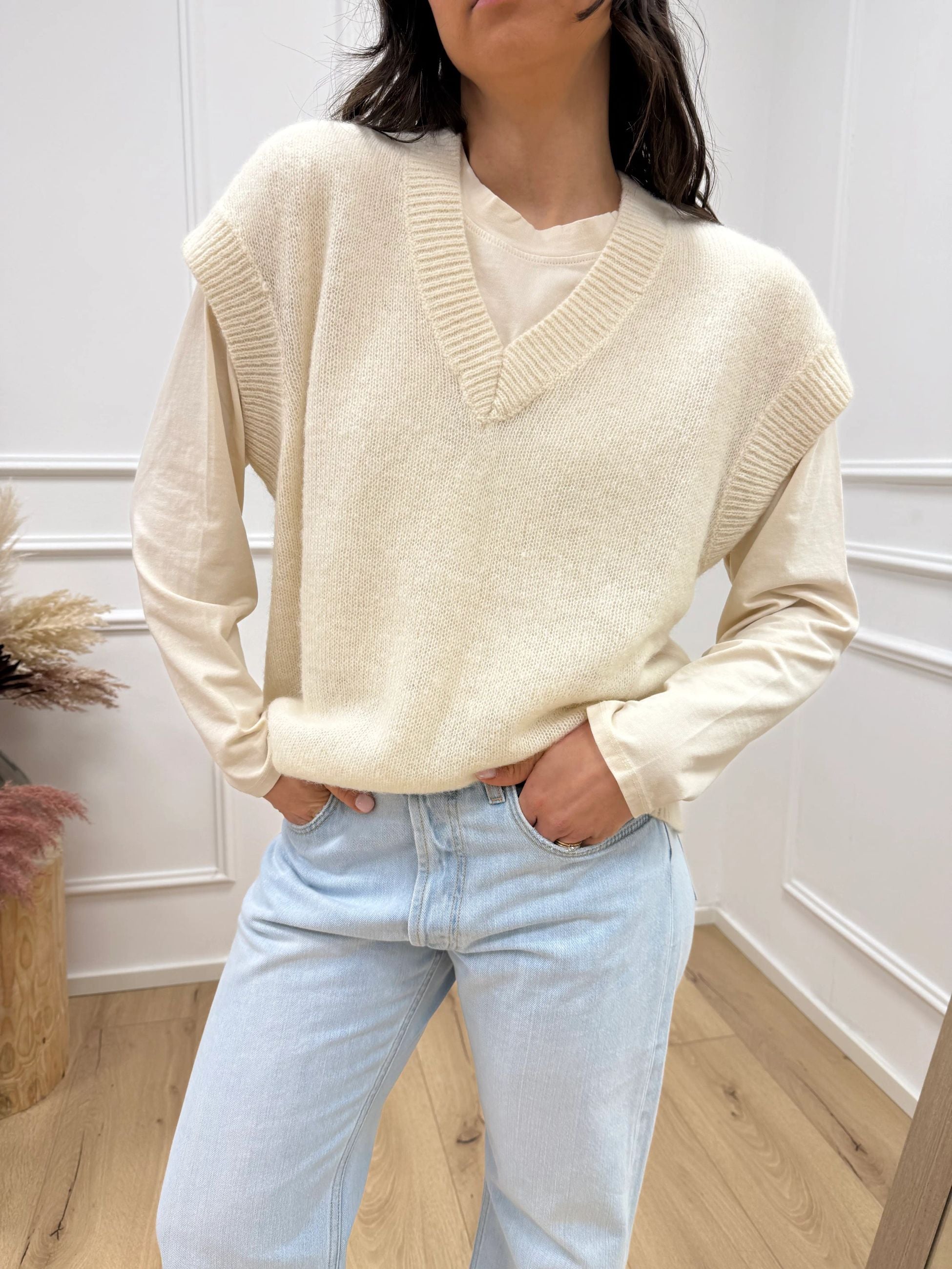 Gilet scollo a v panna misto lana - HaveOne