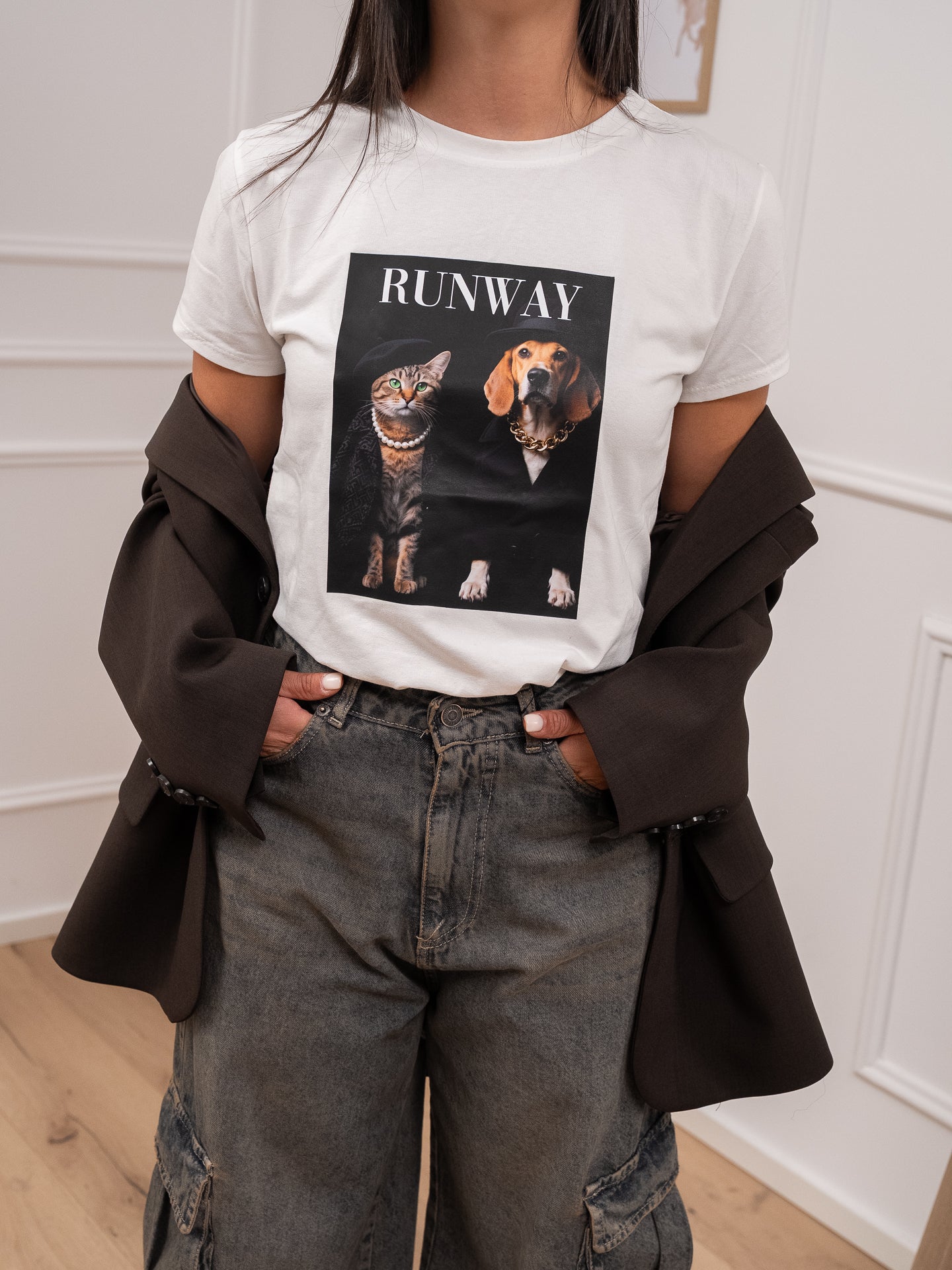 T shirt over Run way - Vicolo