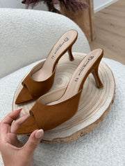 Décolleté sabot “Luna” effetto suede cuoio - Divine Follie