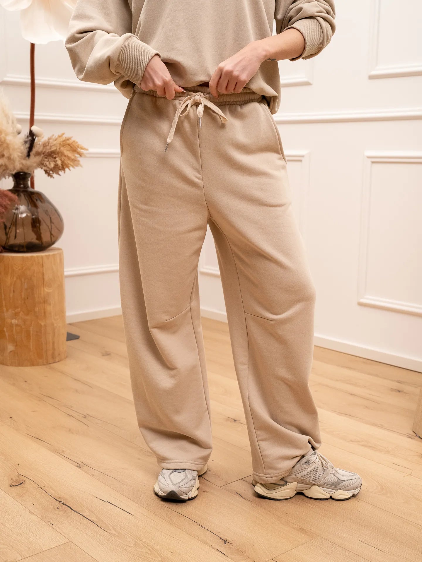 Pantaloni joggers beige con coulisse - Tensione In
