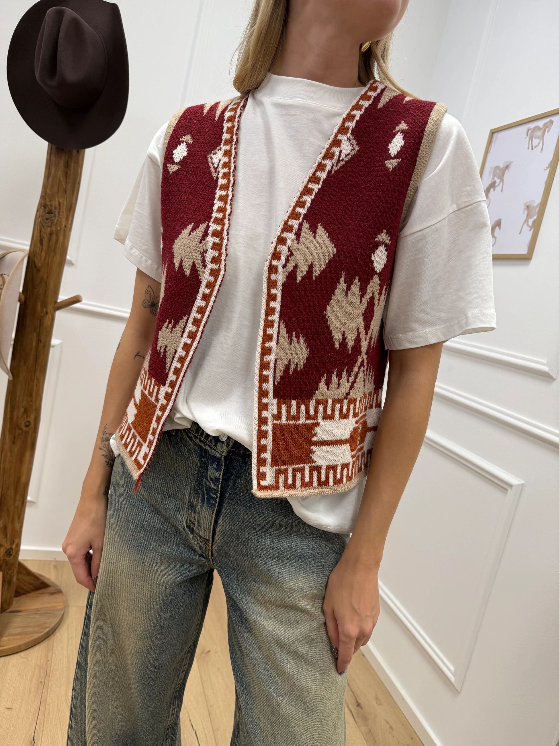 Gilet etnico in filo bordeaux, sabbia, ruggine - Vicolo