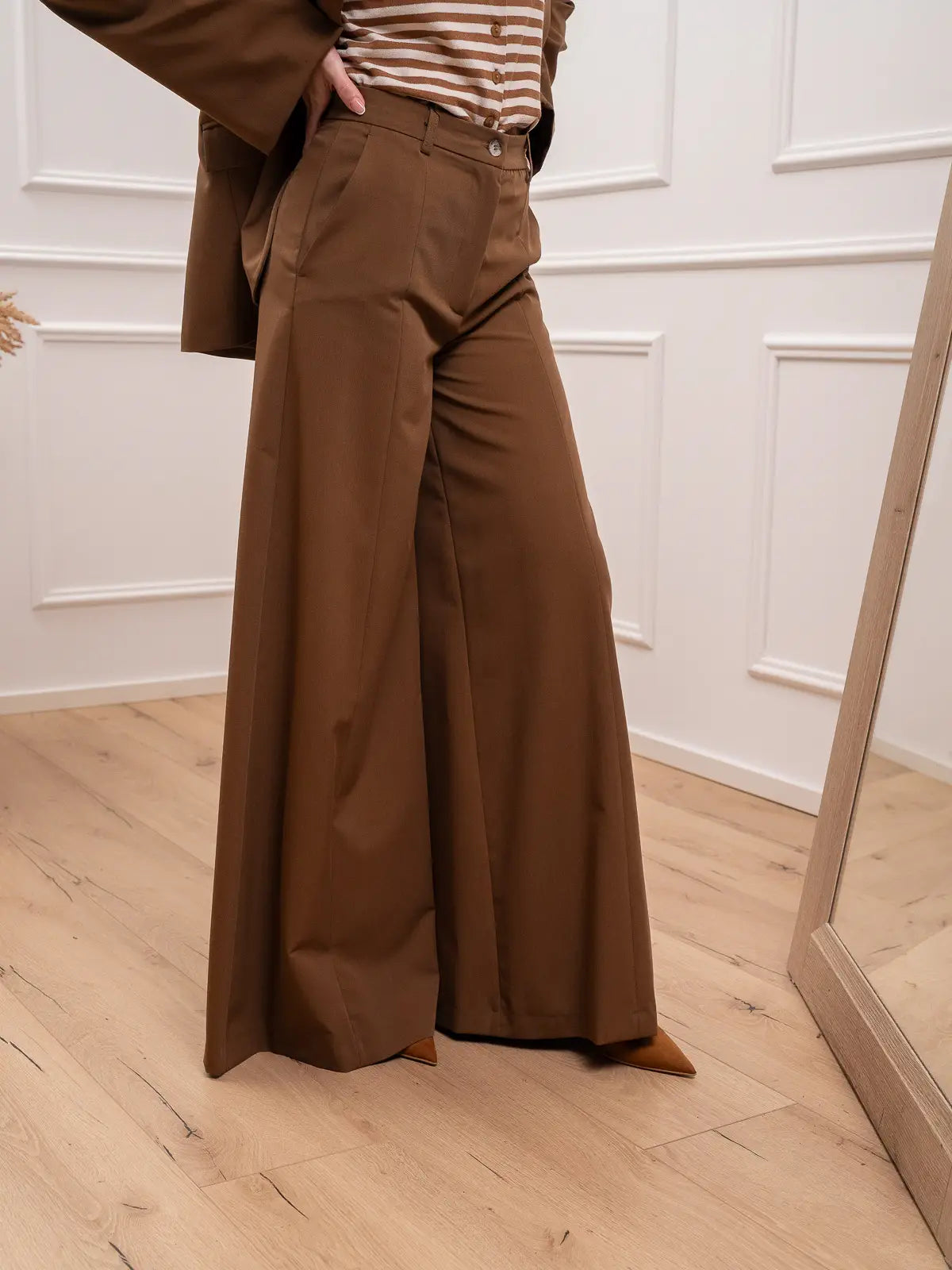 Pantaloni biscotto gamba ampia - Vicolo