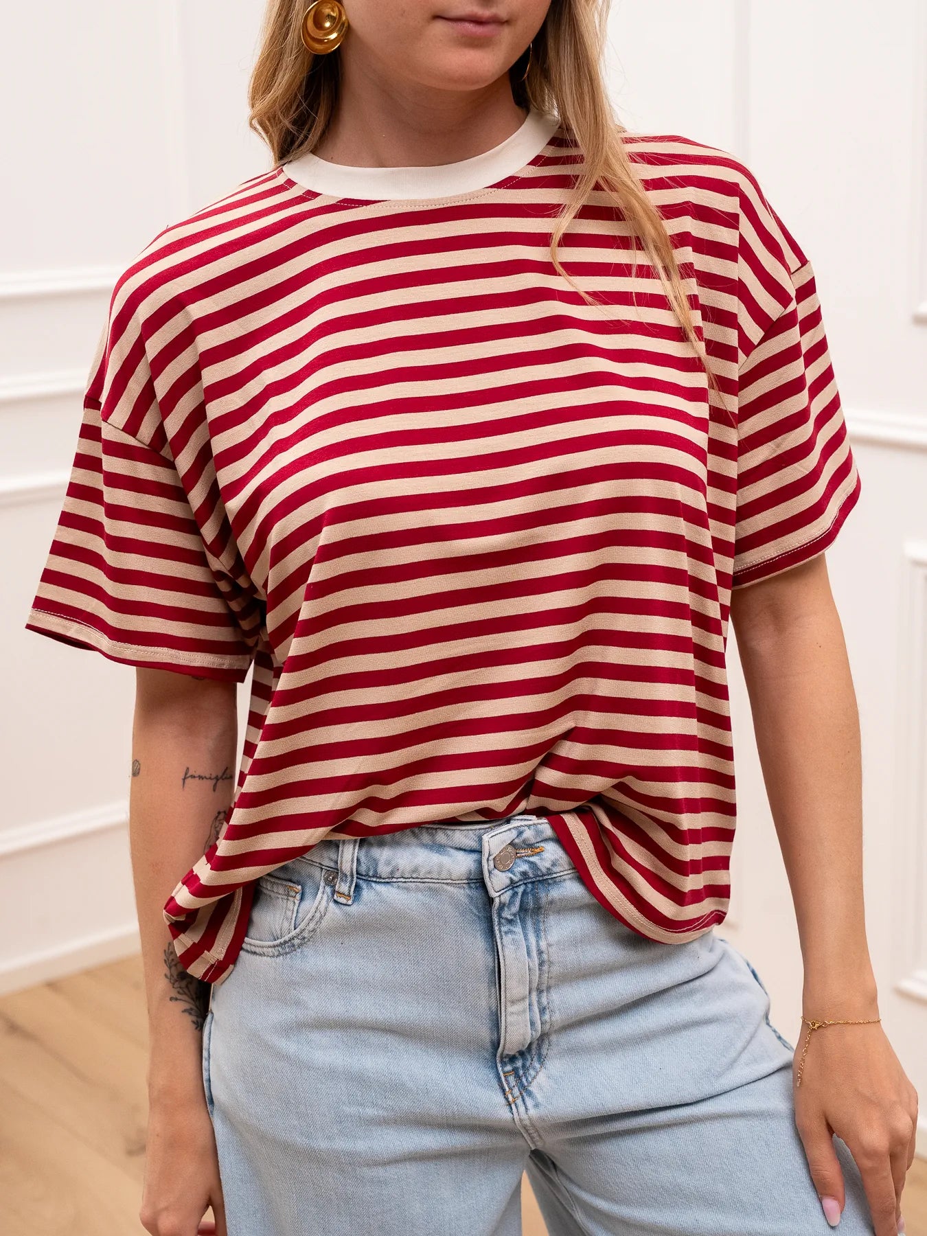 T shirt rigata beige e panna con colletto india - HaveOne