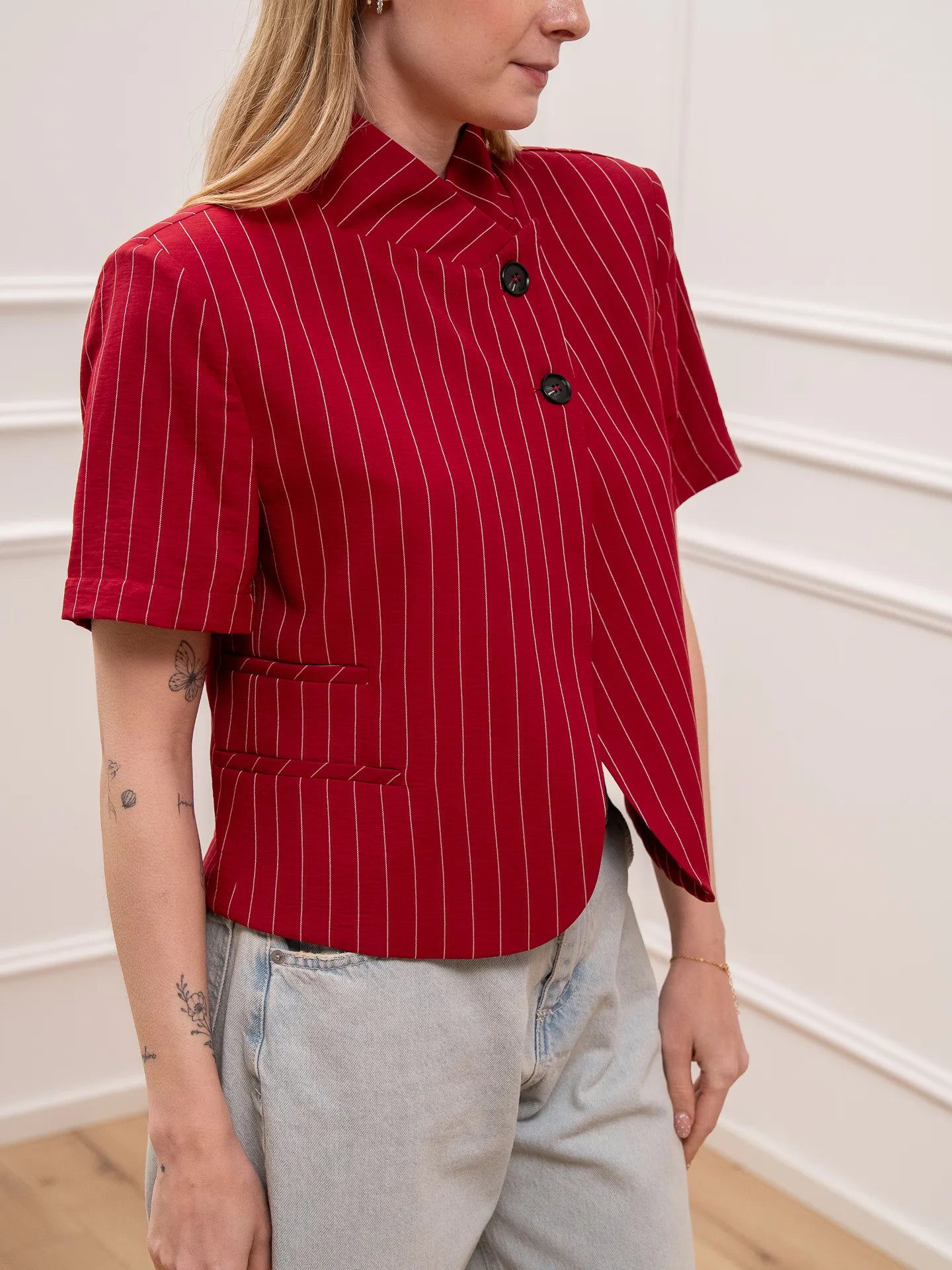 Giacca Iris crop rigata rossa con doppio bottone - HaveOne