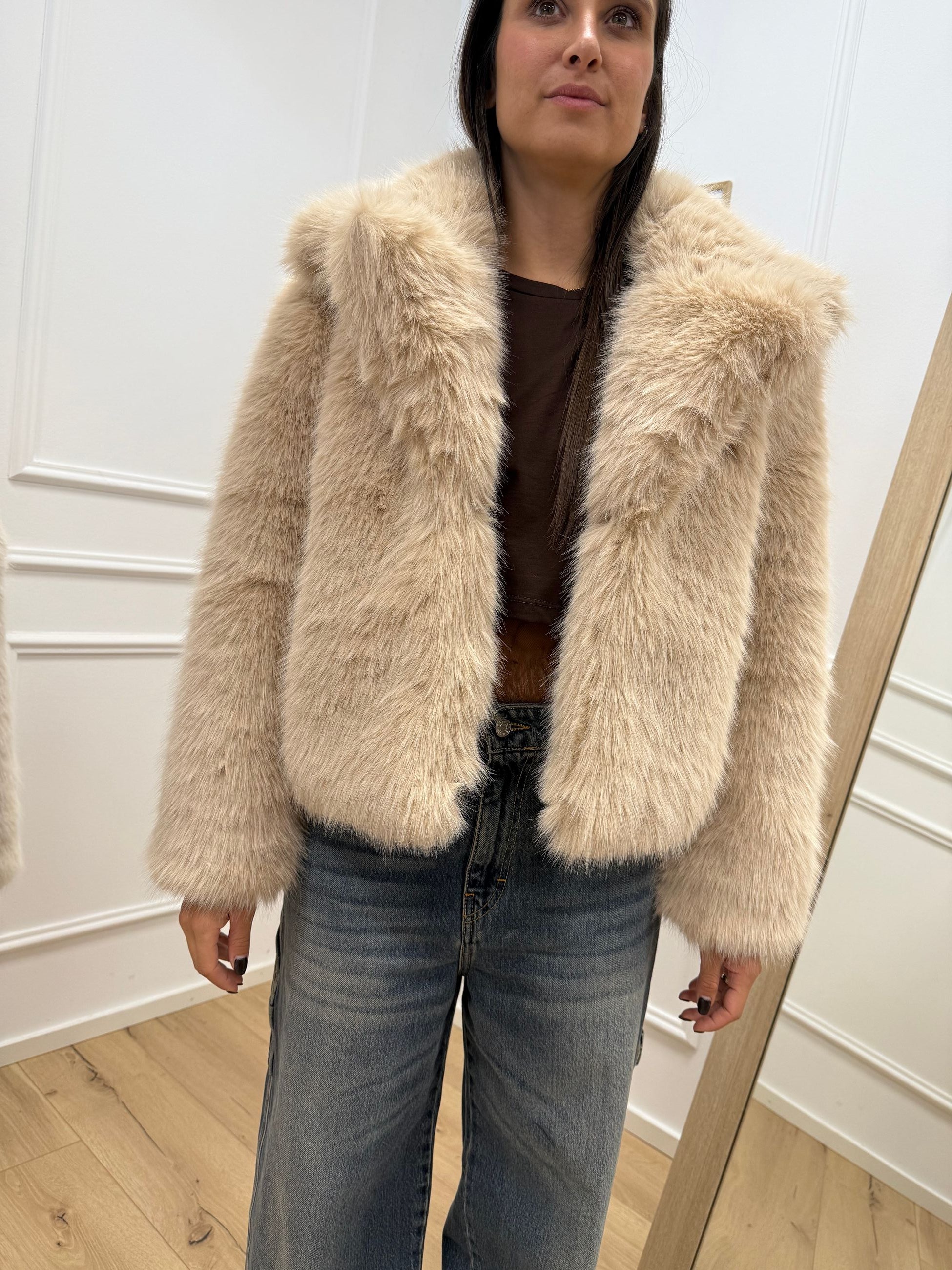 Pelliccia Sissy sabbia crop - HaveOne