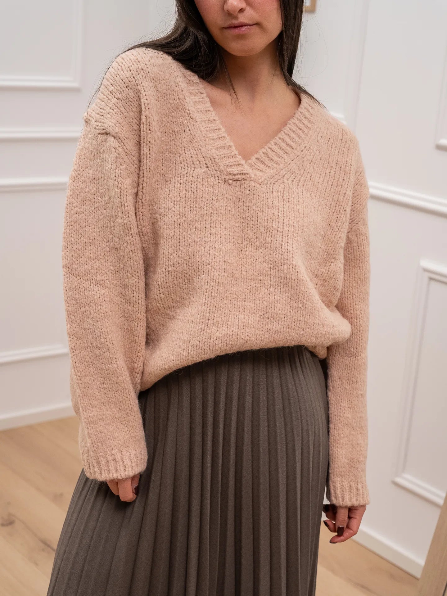 Maglia cipria scollo a v - Vicolo