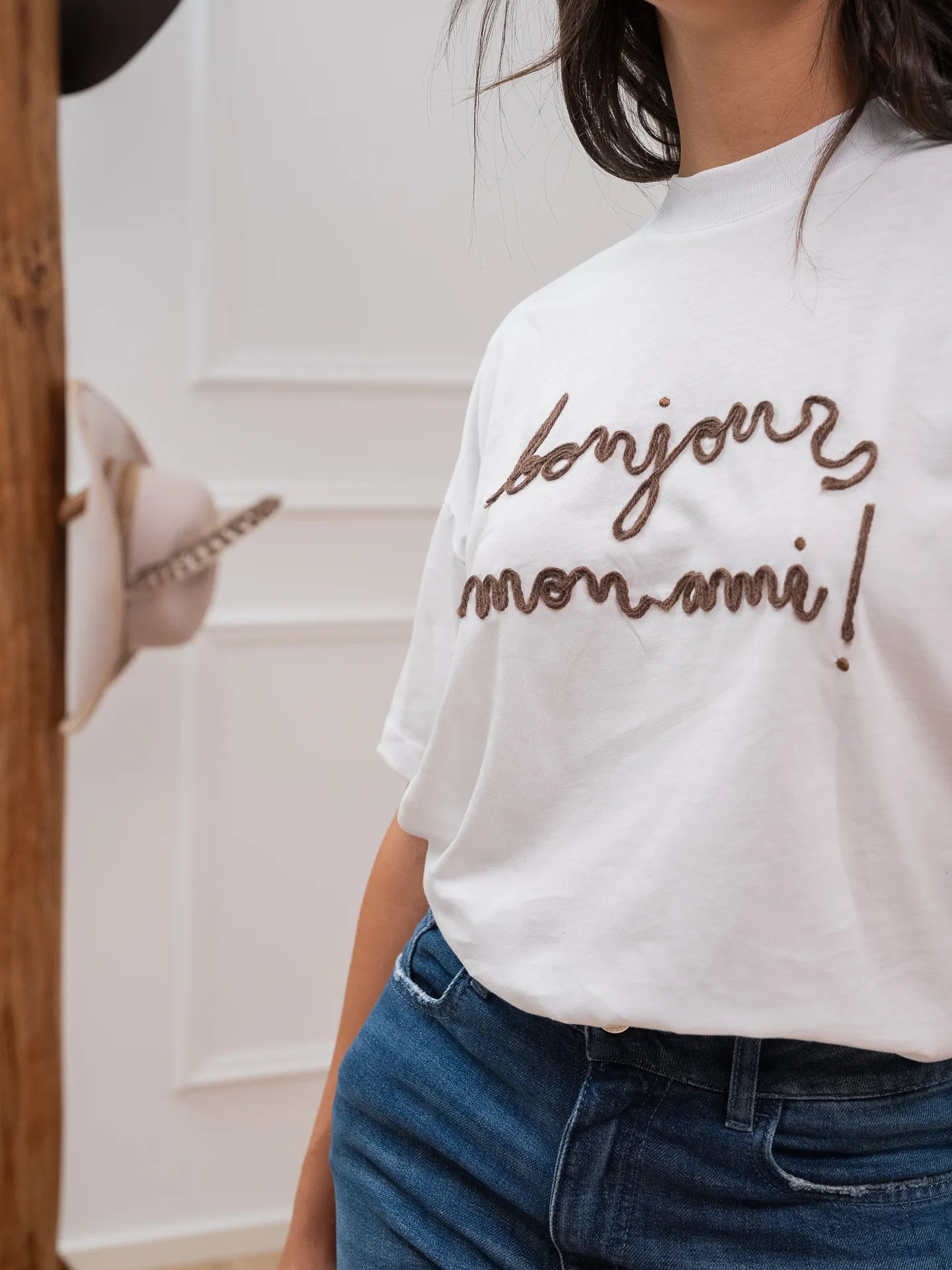 T shirt "Bonjour mon ami" ricamata moka - Vicolo