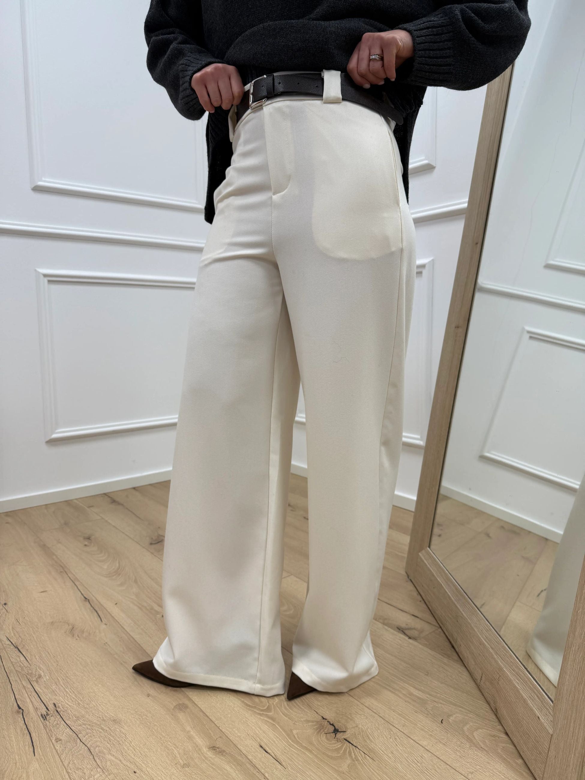 Pantaloni basic a palazzo burro con cintura - HaveOne